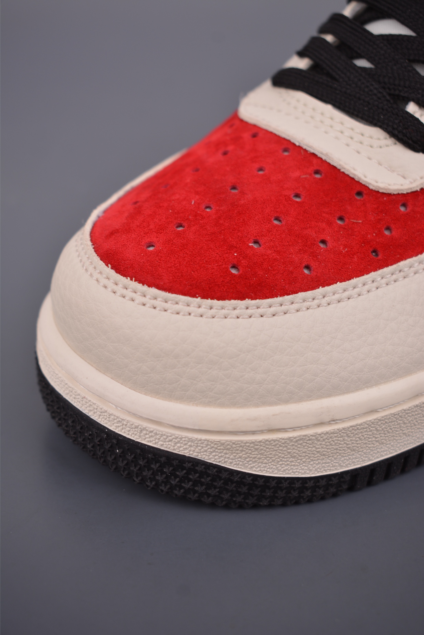 260 Nike Air Force 1 Low马年限定 XL1982-334