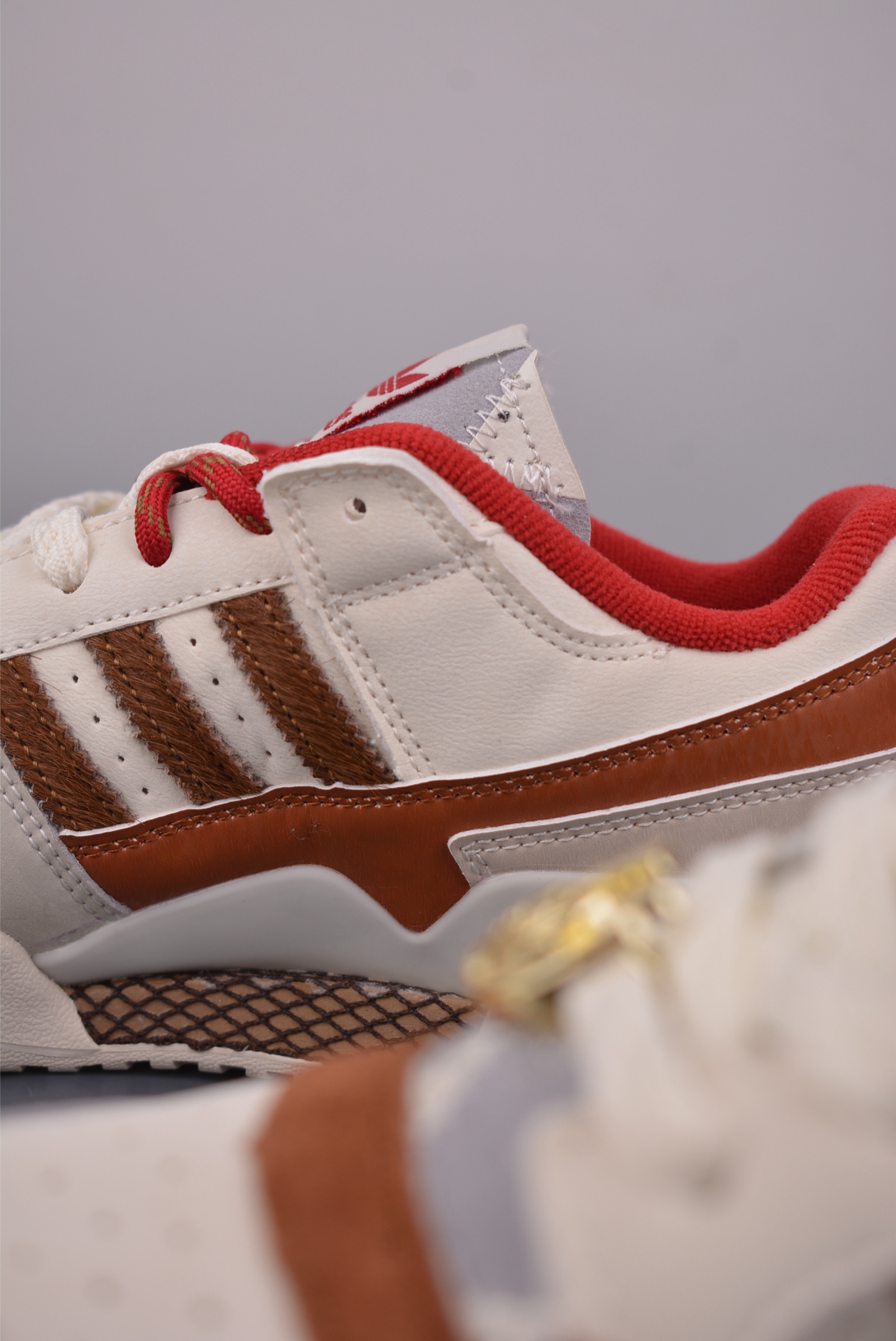 200 海外渠道版 原盒原标 马年限定 Adidas Forum LOW CL 三叶草低邦 经典魔术贴复古板鞋 KJ8751-Chinese UA Cheap High Quatity Brand Clothes Bags handbags Sneakers wholesale wholesaler seller from China Factory suppliers Fashion Clothing Shoes best Quality Beautiful Price 200 海外渠道版 原盒原标 马年限定 Adidas Forum LOW CL 三叶草低邦 经典魔术贴复古板鞋 KJ8751