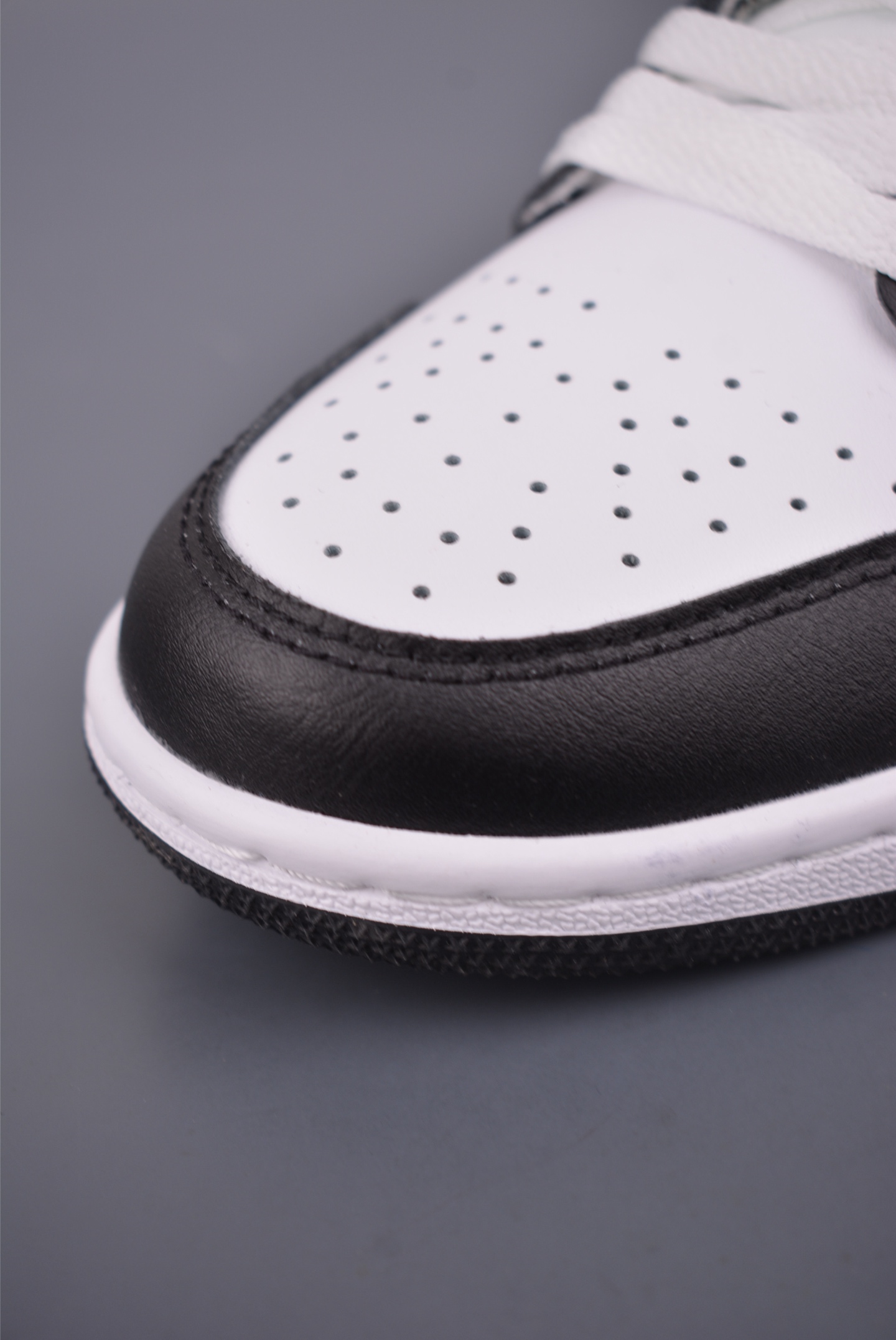 200 Air Jordan 1 Low 黑粉 AJ1乔1低帮休闲板鞋 553558-165
