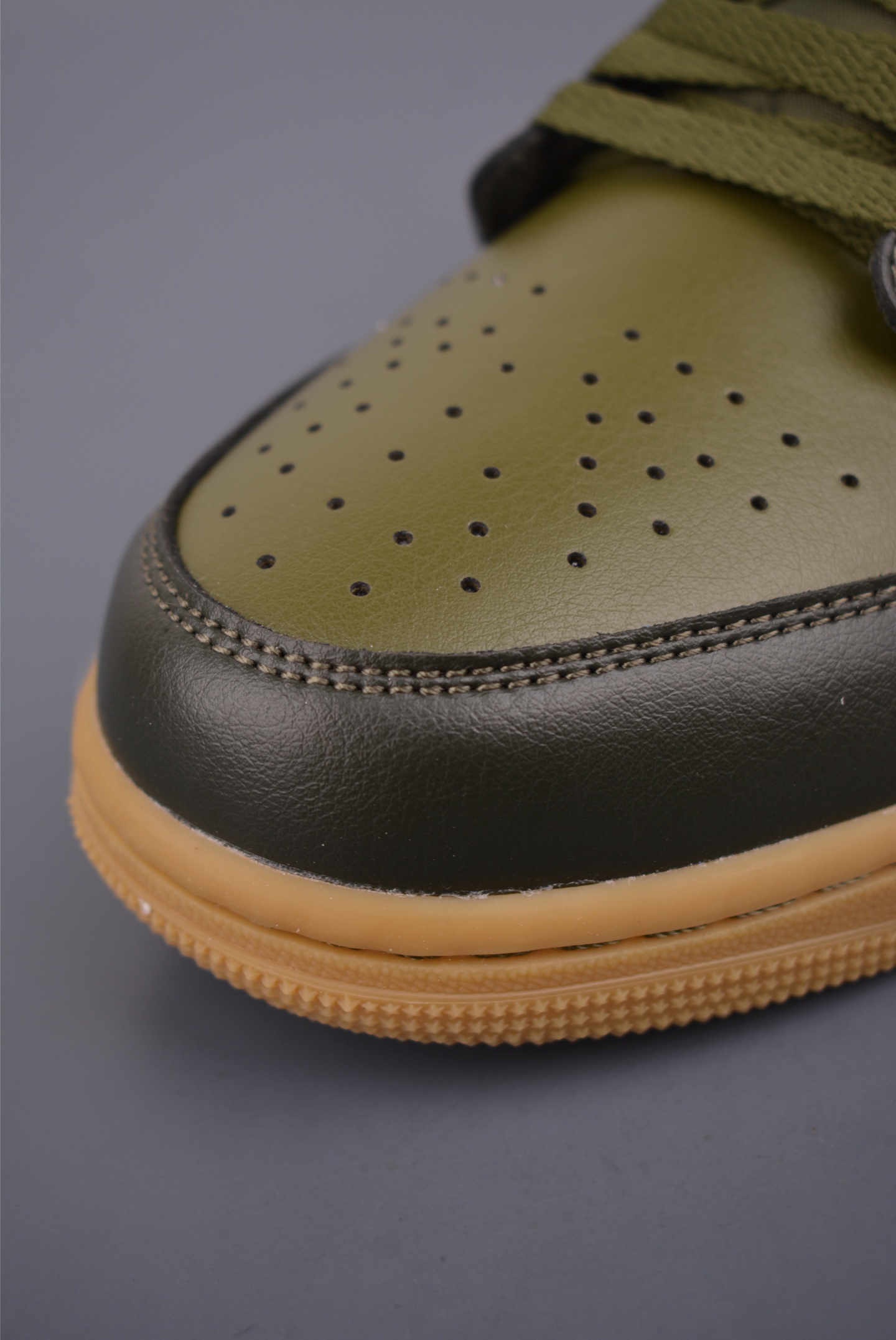 200 Air Jordan 1 Low 墨绿 AJ1乔1低帮休闲板鞋 IR0840-325-Chinese UA Cheap High Quatity Brand Clothes Bags handbags Sneakers wholesale wholesaler seller from China Factory suppliers Fashion Clothing Shoes best Quality Beautiful Price 200 Air Jordan 1 Low 墨绿 AJ1乔1低帮休闲板鞋 IR0840-325