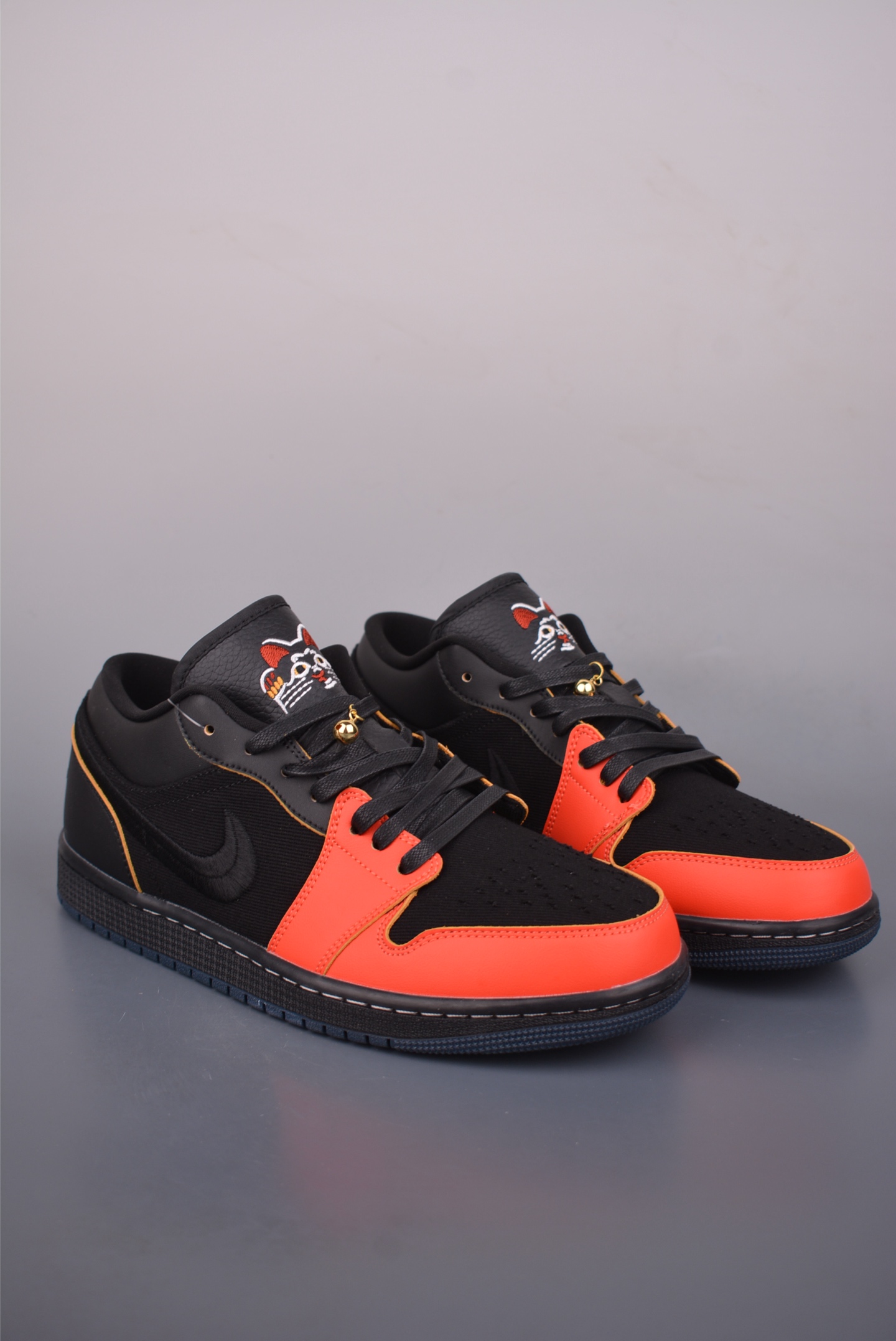 200 Air Jordan 1 Low 黑红 AJ1乔1低帮休闲板鞋 IQ3460-010-Chinese UA Cheap High Quatity Brand Clothes Bags handbags Sneakers wholesale wholesaler seller from China Factory suppliers Fashion Clothing Shoes best Quality Beautiful Price 200 Air Jordan 1 Low 黑红 AJ1乔1低帮休闲板鞋 IQ3460-010