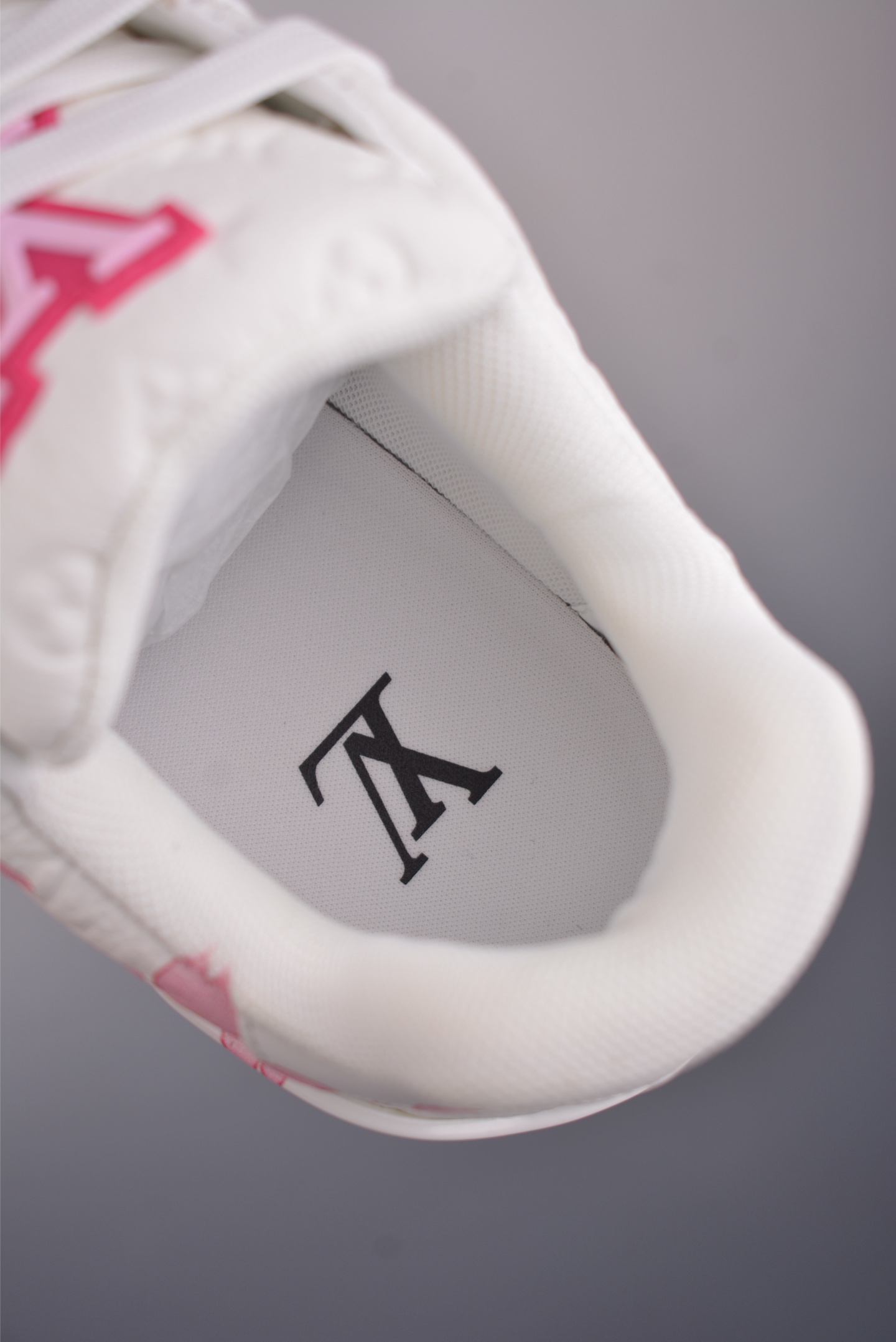 LOUIS VUITTON 路易威登 LV Trainer LOUIS VUITTON 路易威登 LV Trainer