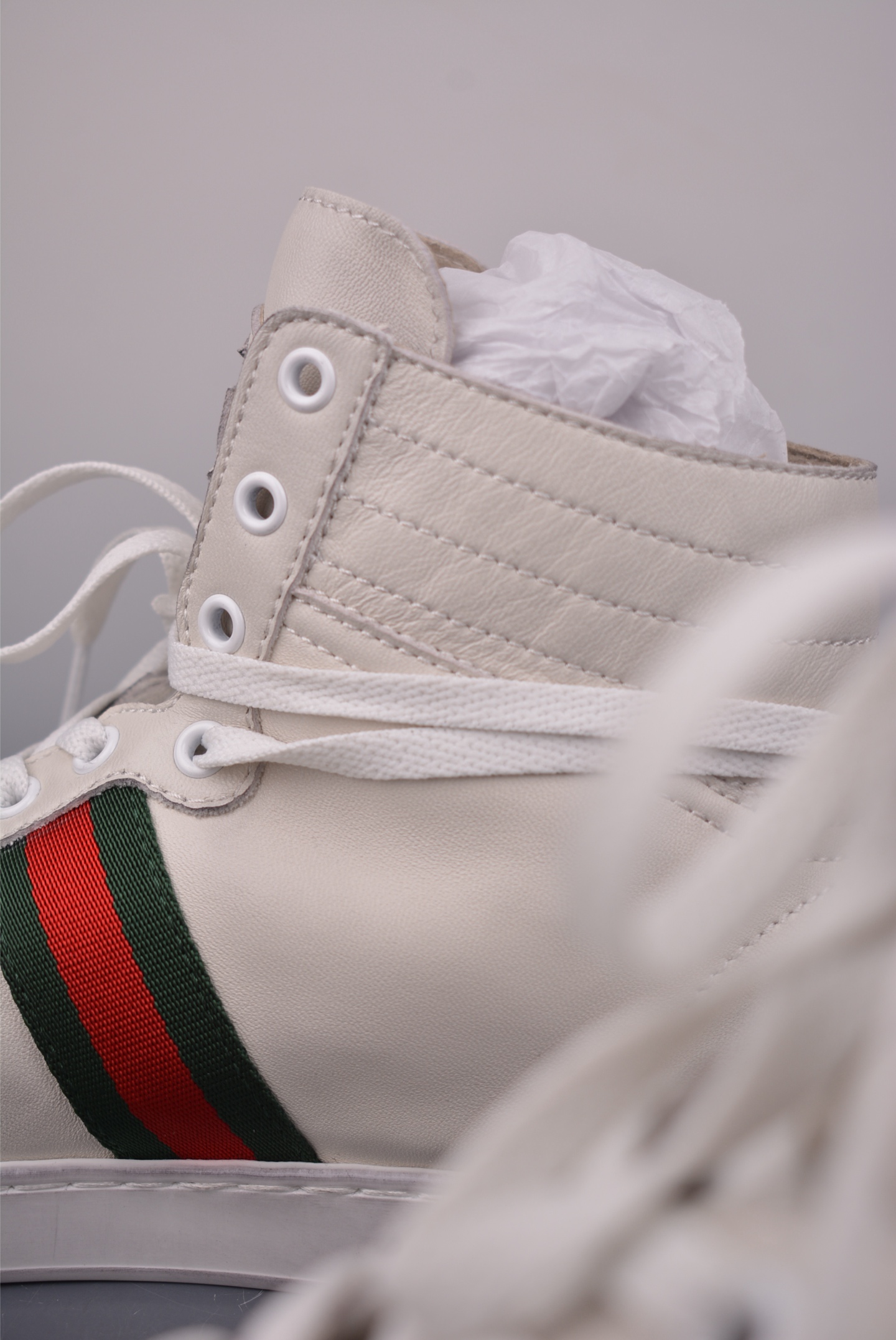Gucci SS26 Demna首秀款 小羊皮高帮板 牛皮简约百搭高帮时尚板鞋 864414 Gucci SS26 Demna首秀款 小羊皮高帮板 牛皮简约百搭高帮时尚板鞋 864414