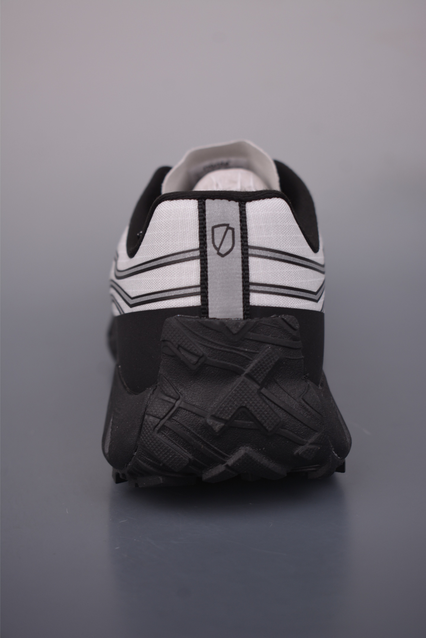 诺达 NORDA 001 Sneaker0111 网面越野跑步鞋 诺达 NORDA 001 Sneaker0111 网面越野跑步鞋