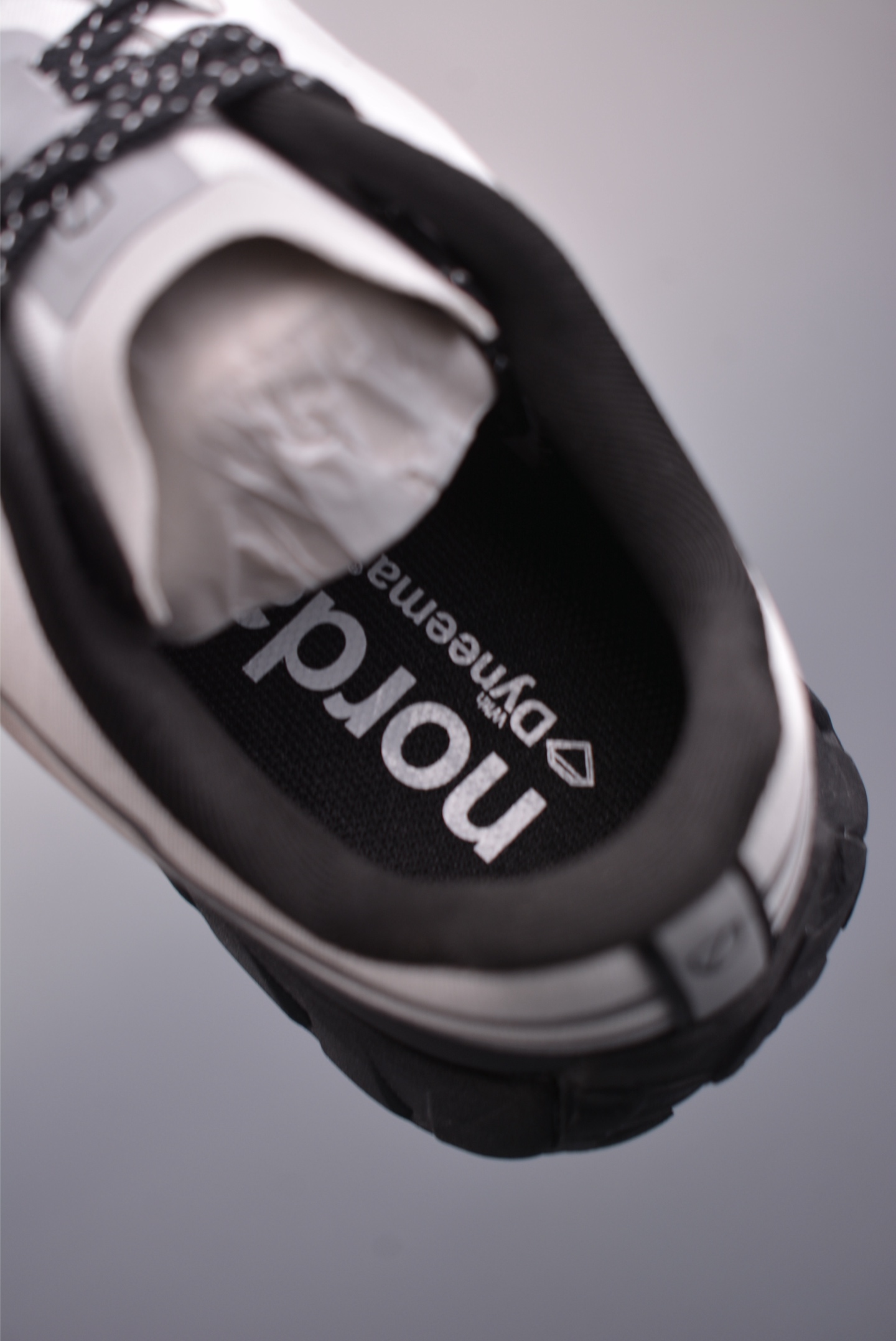 诺达 NORDA 001 Sneaker0111 网面越野跑步鞋 诺达 NORDA 001 Sneaker0111 网面越野跑步鞋