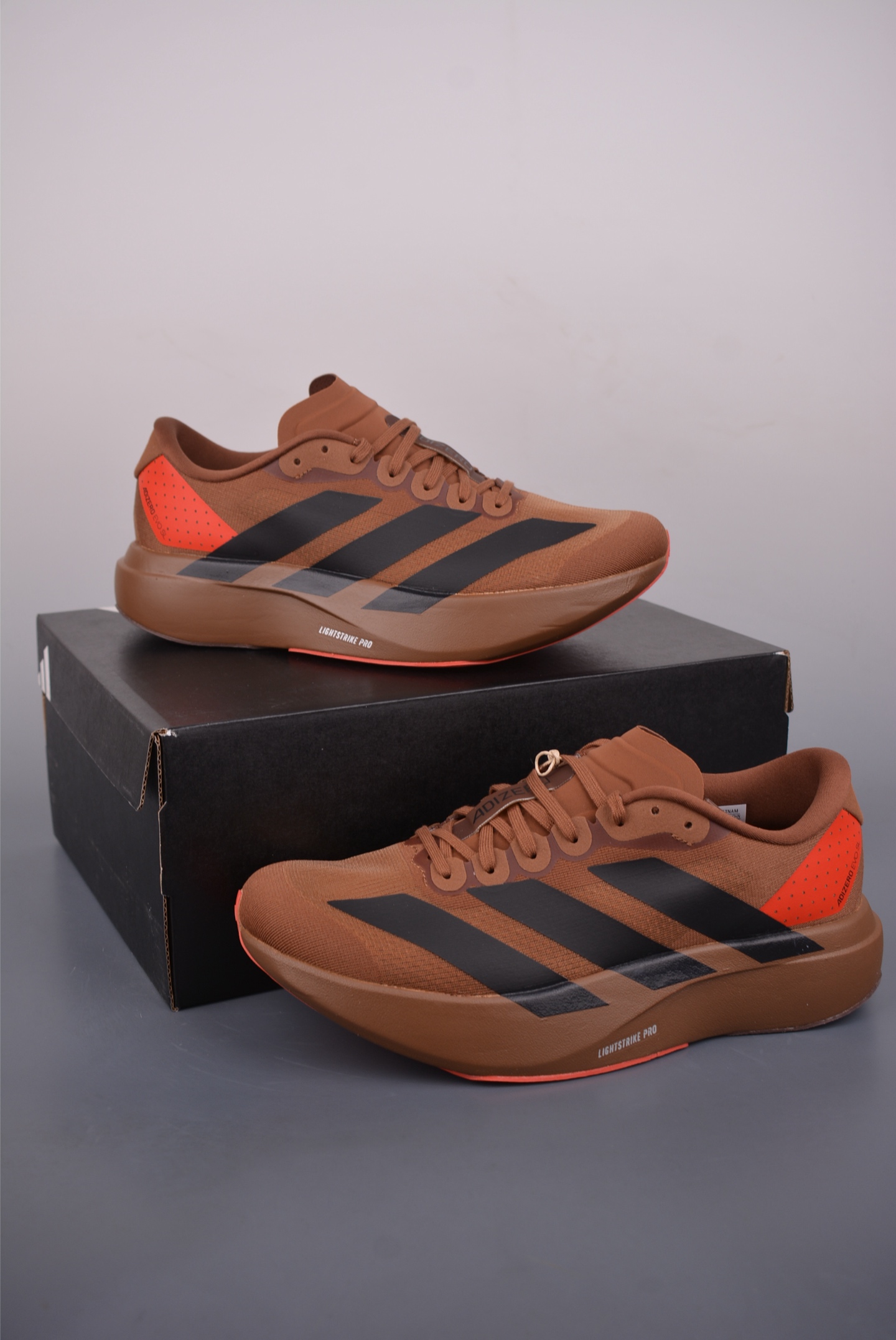 Adidas Adizero Evo SL M 阿迪超轻透气缓震跑鞋 KJ8809 Adidas Adizero Evo SL M 阿迪超轻透气缓震跑鞋 KJ8809