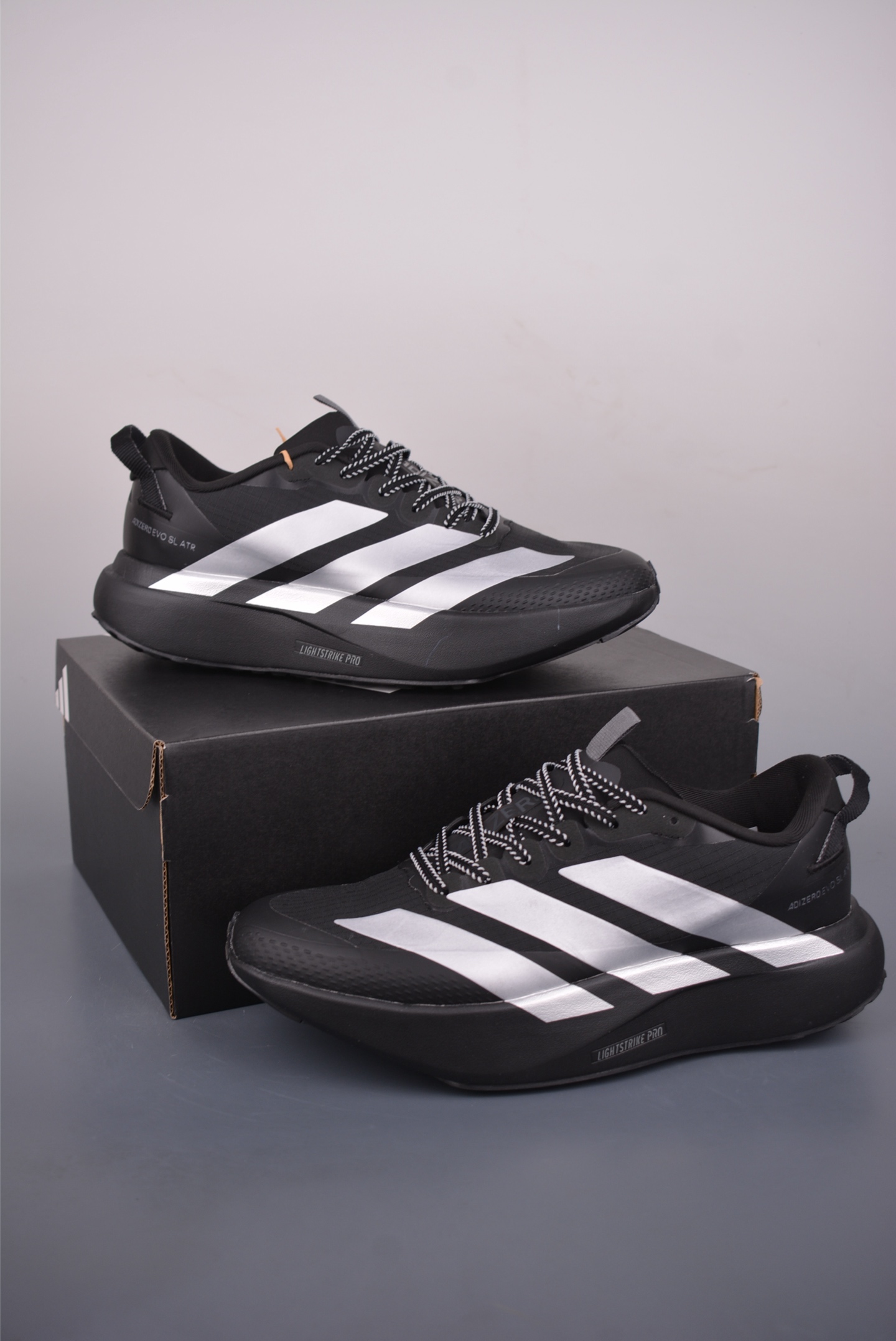 Adidas Adizero Evo SL ATR M 阿迪超轻透气缓震跑鞋 KK2683 Adidas Adizero Evo SL ATR M 阿迪超轻透气缓震跑鞋 KK2683