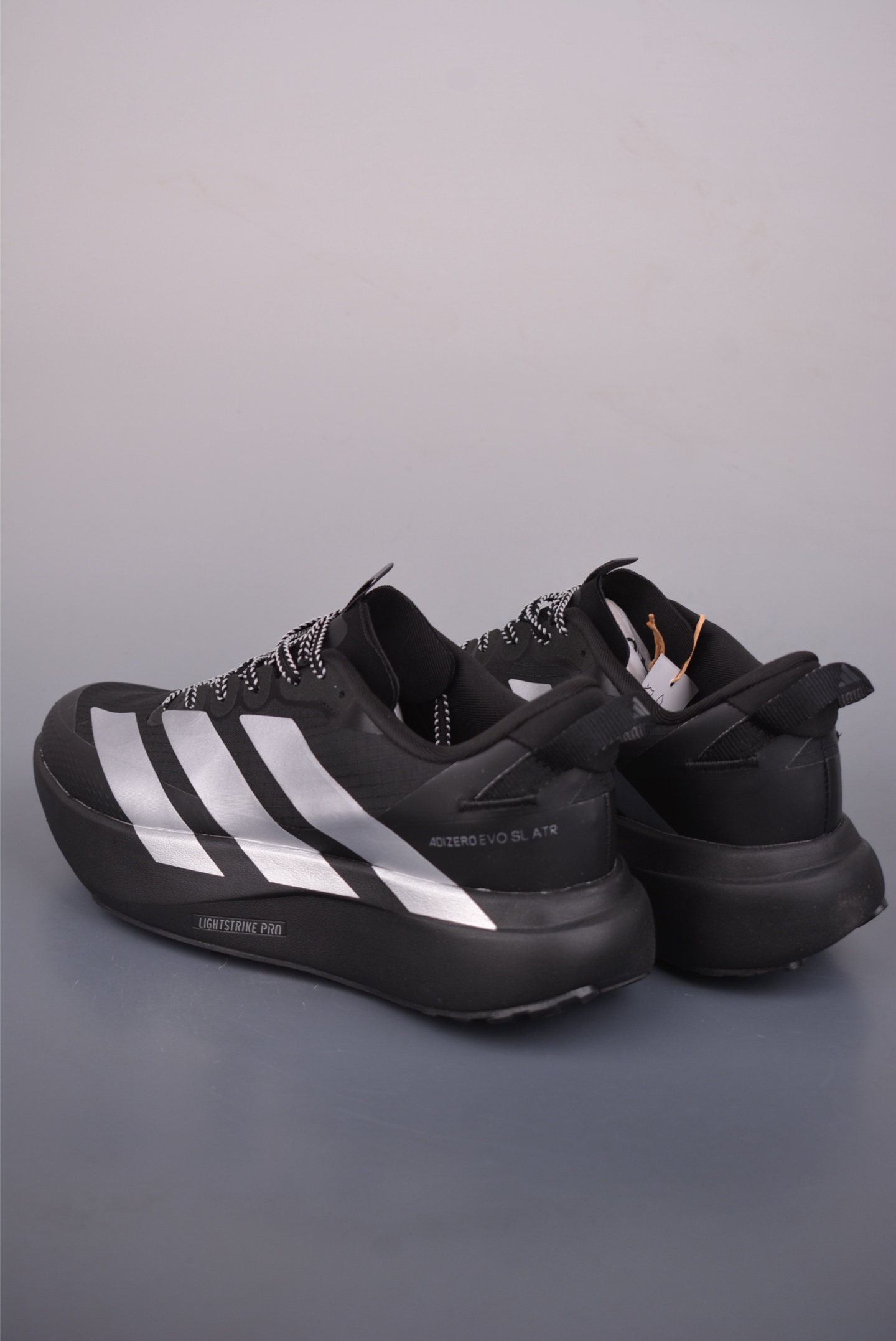 Adidas Adizero Evo SL ATR M 阿迪超轻透气缓震跑鞋 KK2683 Adidas Adizero Evo SL ATR M 阿迪超轻透气缓震跑鞋 KK2683