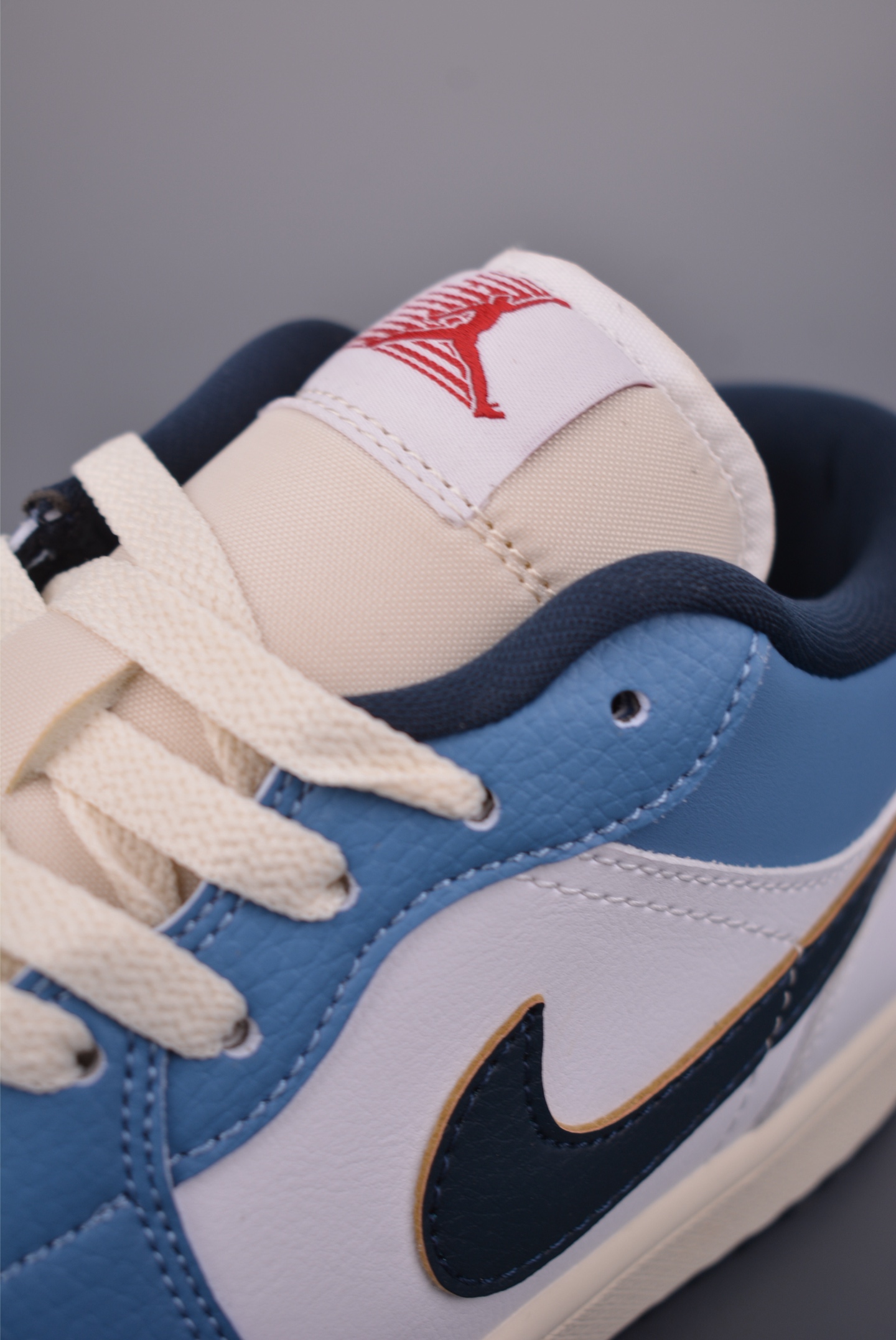Air Jordan 1 Low 白蓝红 AJ1乔1低帮休闲板鞋 HM3711-144