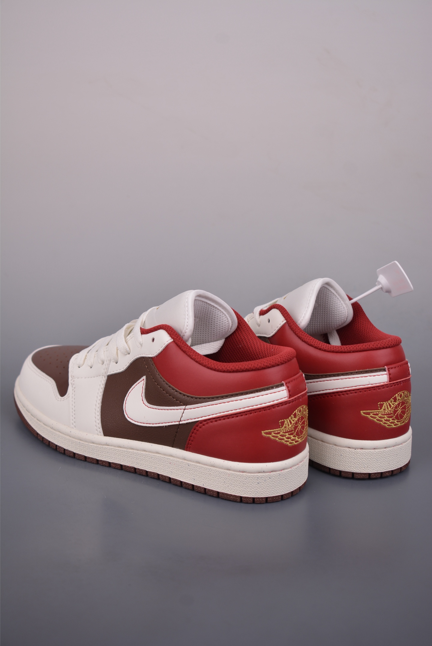 Air Jordan 1 Low 白棕红 AJ1乔1低帮休闲板鞋 IR7600-211 Air Jordan 1 Low 白棕红 AJ1乔1低帮休闲板鞋 IR7600-211