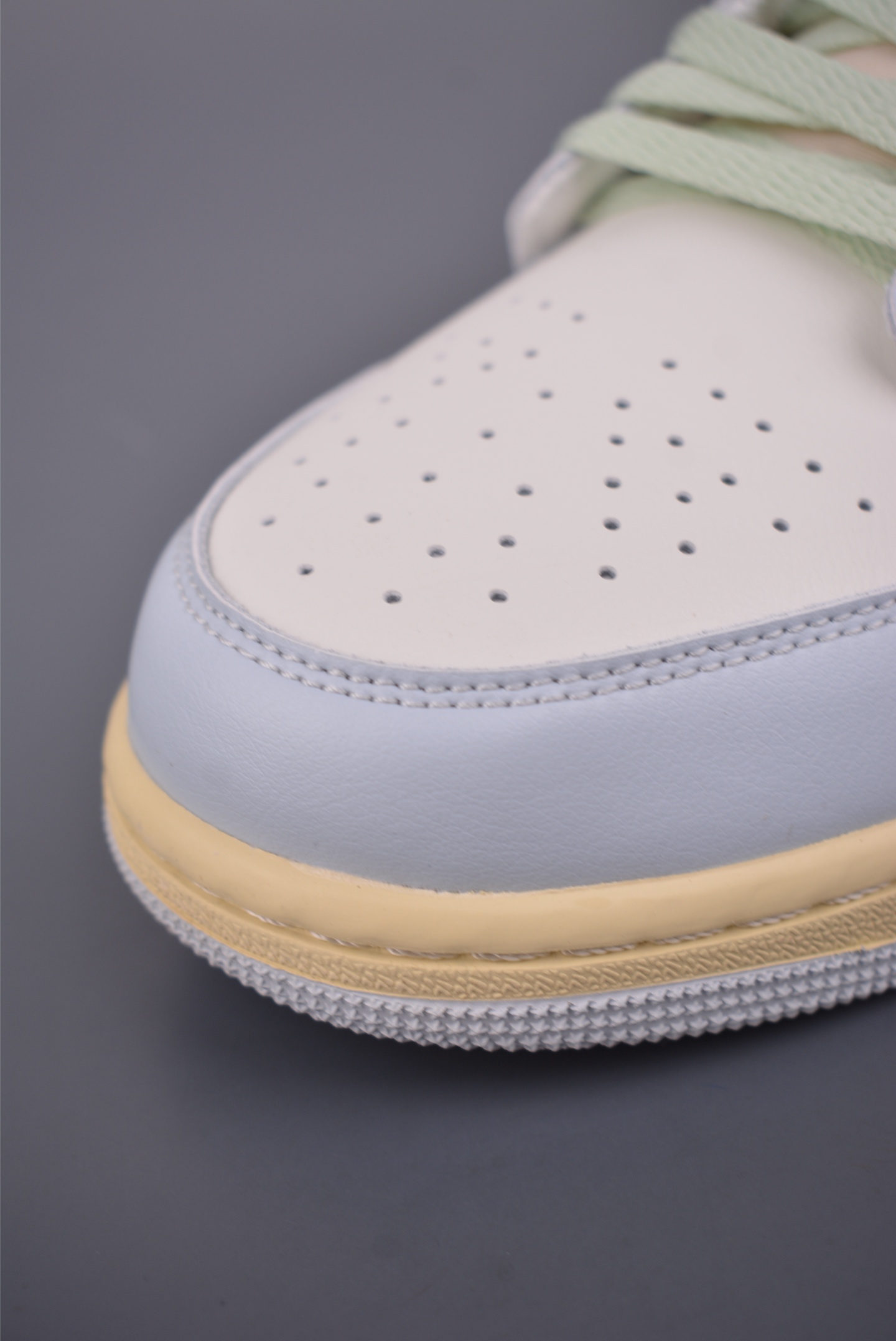 Air Jordan 1 Low 蓝绿拼接 AJ1乔1低帮休闲板鞋 DC0774-108 Air Jordan 1 Low 蓝绿拼接 AJ1乔1低帮休闲板鞋 DC0774-108