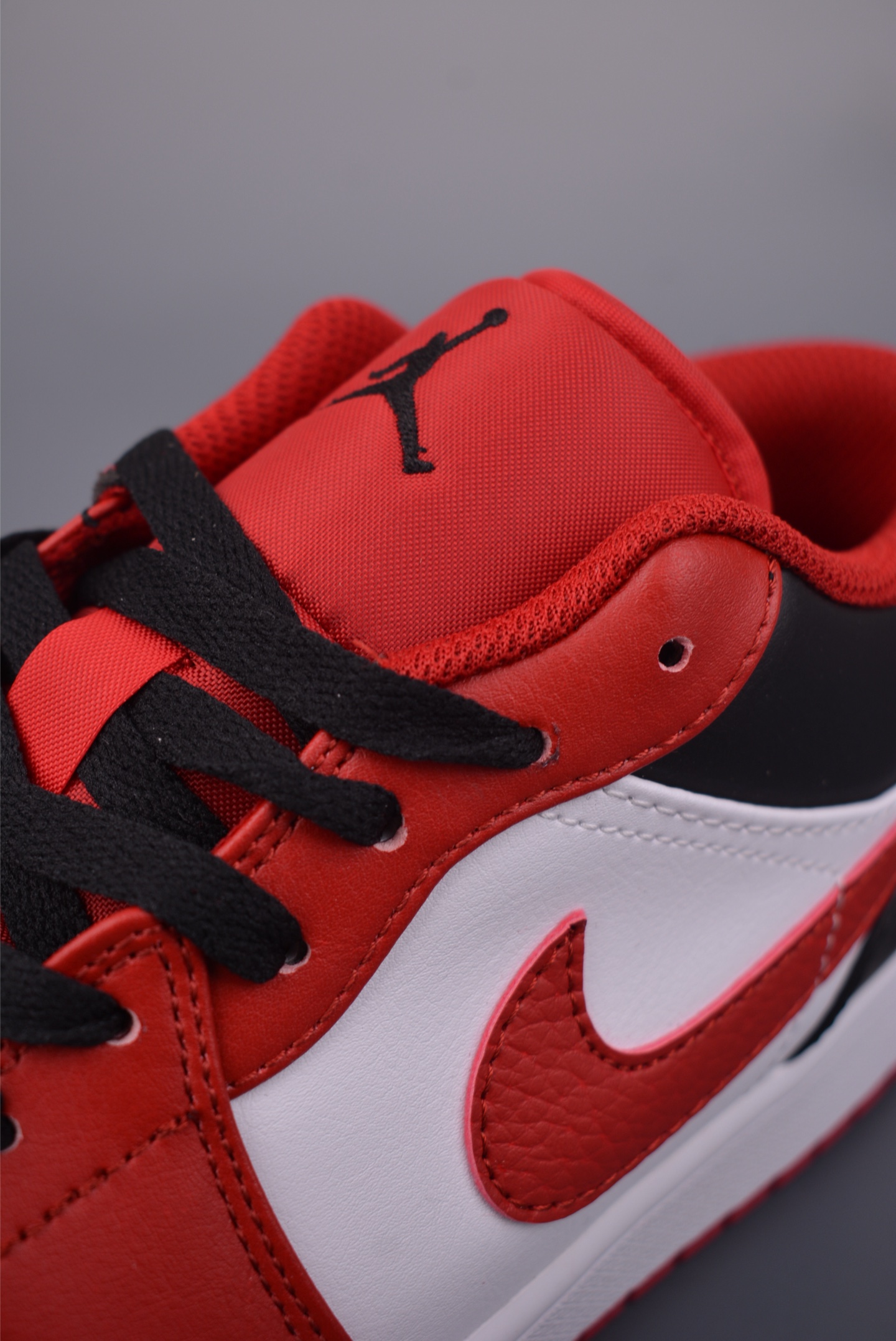 200 Air Jordan 1 Low 红白黑 AJ1乔1低帮休闲板鞋 553558-163
