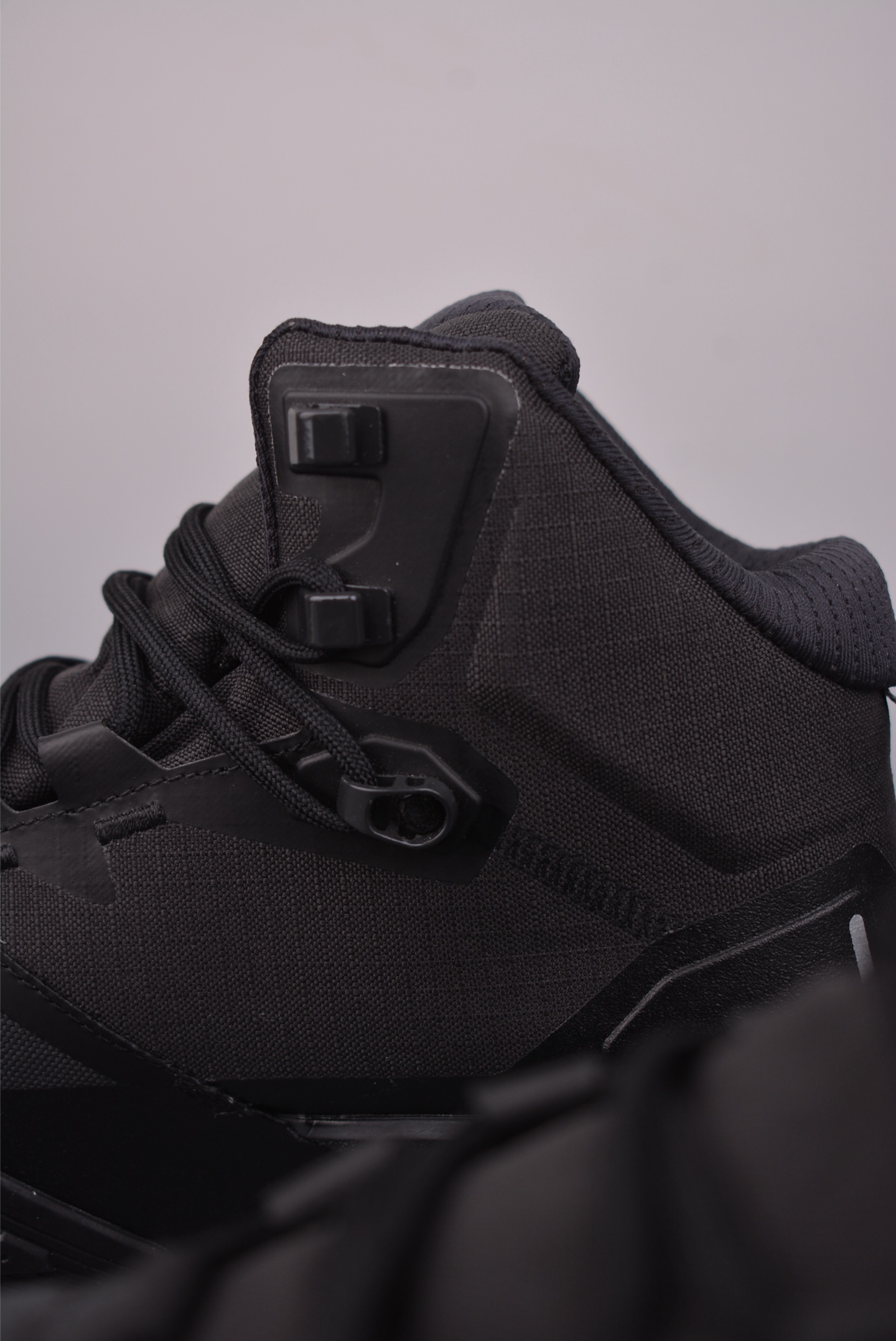 330 北面M OFFTRAIL HIKE MID GORE-Tex 高邦户外防水机能鞋 NF0A8AEU6S4233