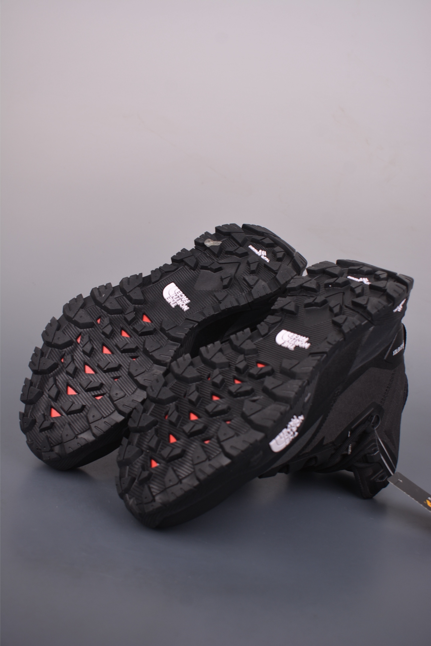 330 北面M OFFTRAIL HIKE MID GORE-Tex 高邦户外防水机能鞋 NF0A8AEU6S4233