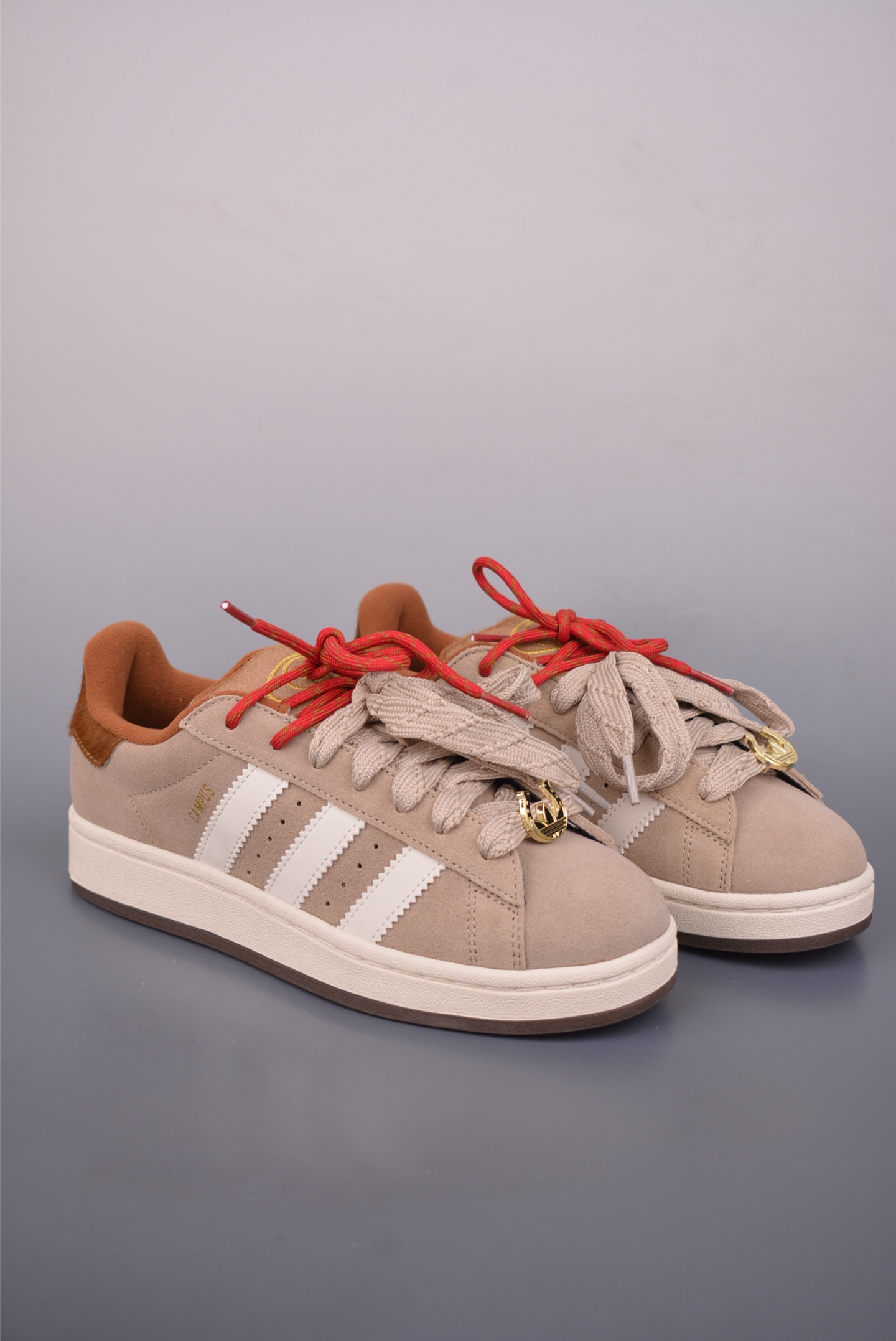 180 Adidas Originals Campus 00s 专柜同步配色 面包鞋系列 KJ8724-Chinese UA Cheap High Quatity Brand Clothes Bags handbags Sneakers wholesale wholesaler seller from China Factory suppliers Fashion Clothing Shoes best Quality Beautiful Price 180 Adidas Originals Campus 00s 专柜同步配色 面包鞋系列 KJ8724