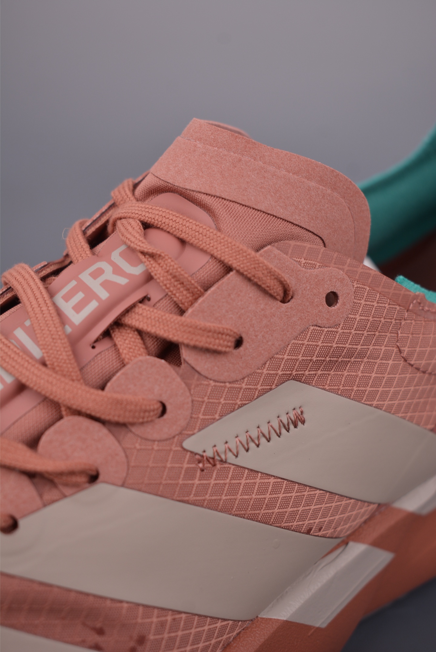 Adidas Adizero Adios PRO 4M 阿迪超轻透气缓震跑鞋 HQ0099