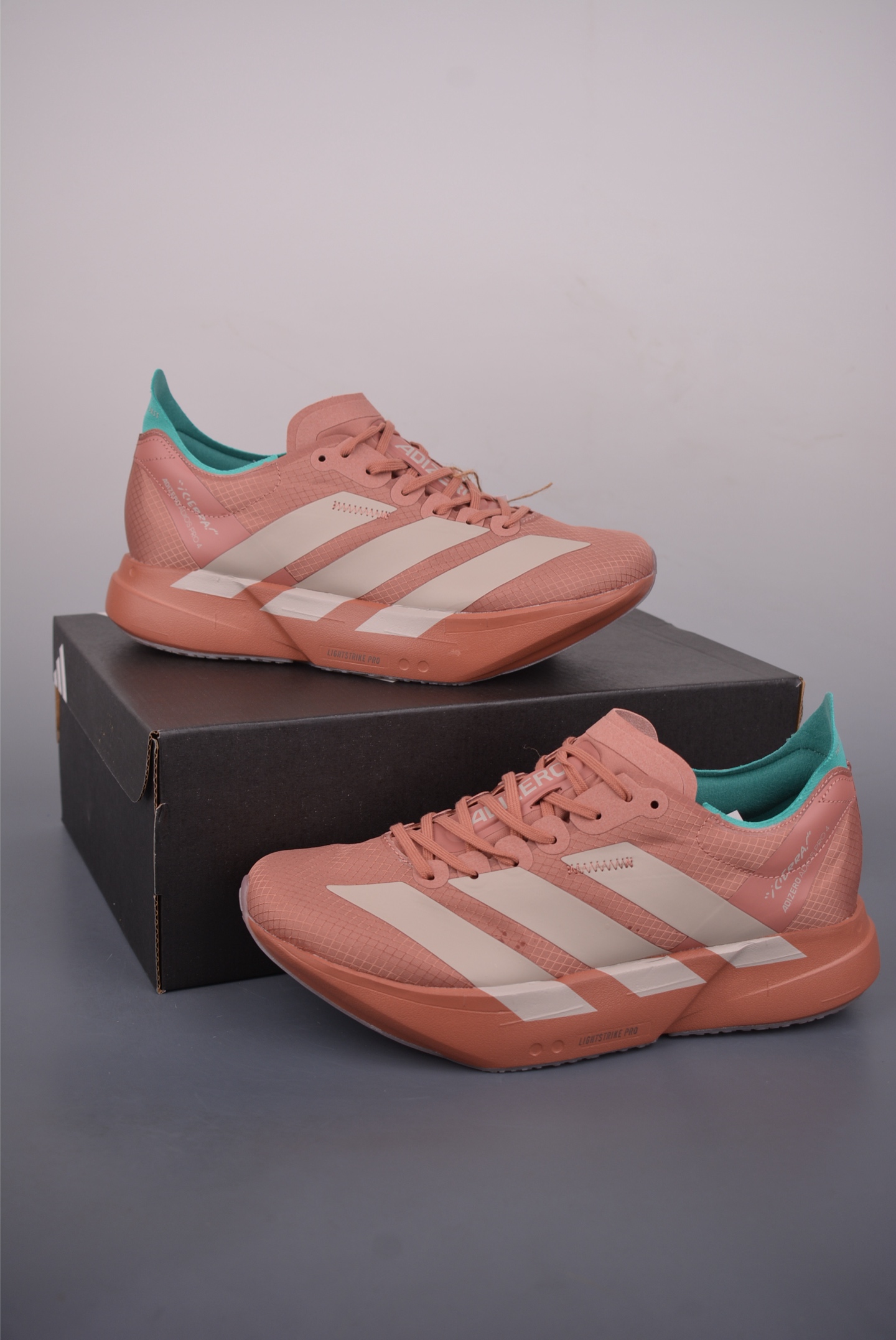 Adidas Adizero Adios PRO 4M 阿迪超轻透气缓震跑鞋 HQ0099