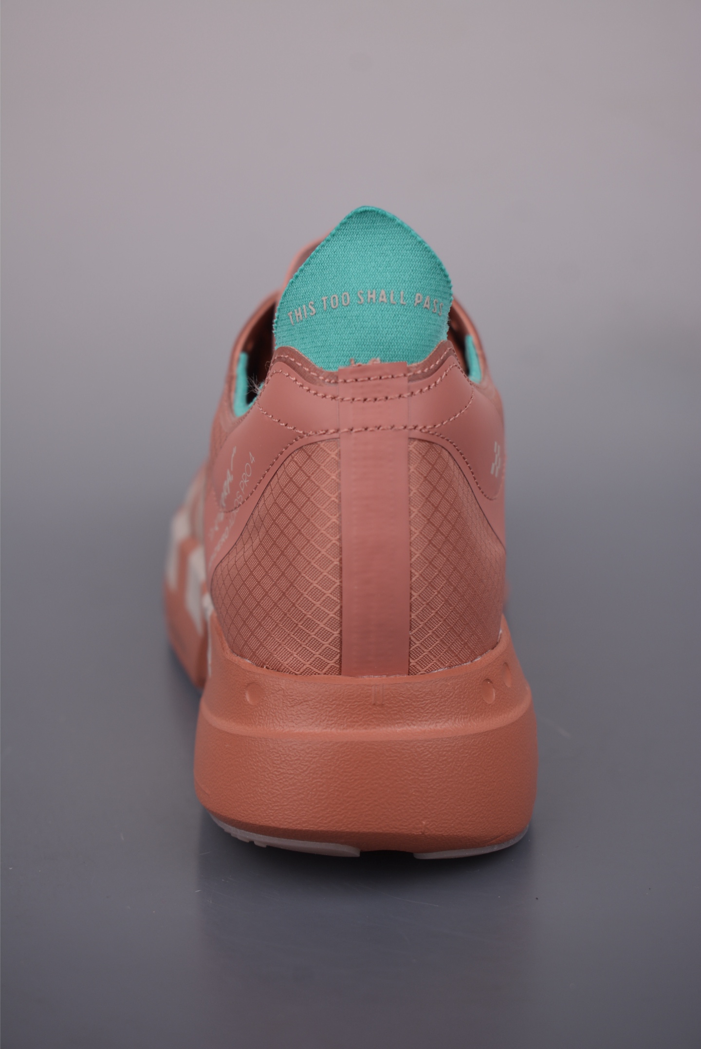 Adidas Adizero Adios PRO 4M 阿迪超轻透气缓震跑鞋 HQ0099