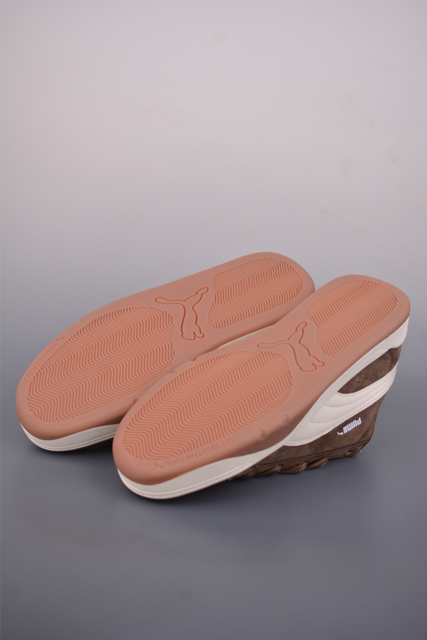 Puma Park Lifestyle Easy SD 彪马 防滑耐磨低帮德训板鞋 406826-022-Chinese wholesaler seller Clothes Bags handbags wholesale Shoes High Quatity wholesaler seller Cheap Sneakers from China Factory Chinese suppliers china wholesale clothing wholesaler seller Puma Park Lifestyle Easy SD 彪马 防滑耐磨低帮德训板鞋 406826-022