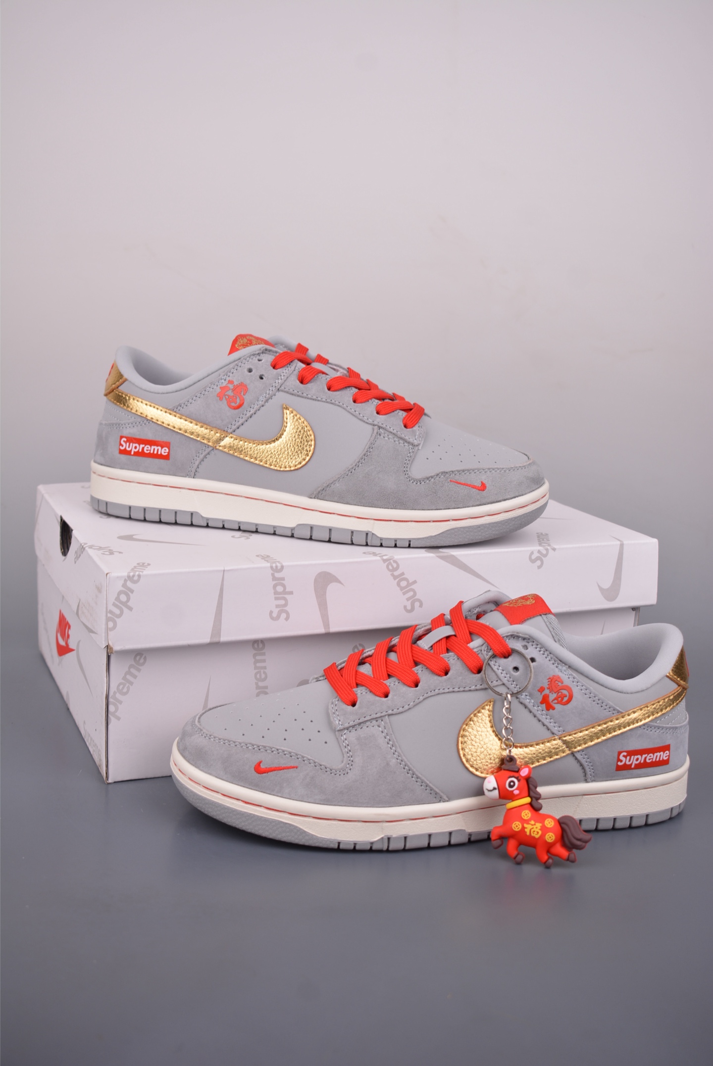 280 Nike SB Dunk Low Supreme联名 NH0601-485