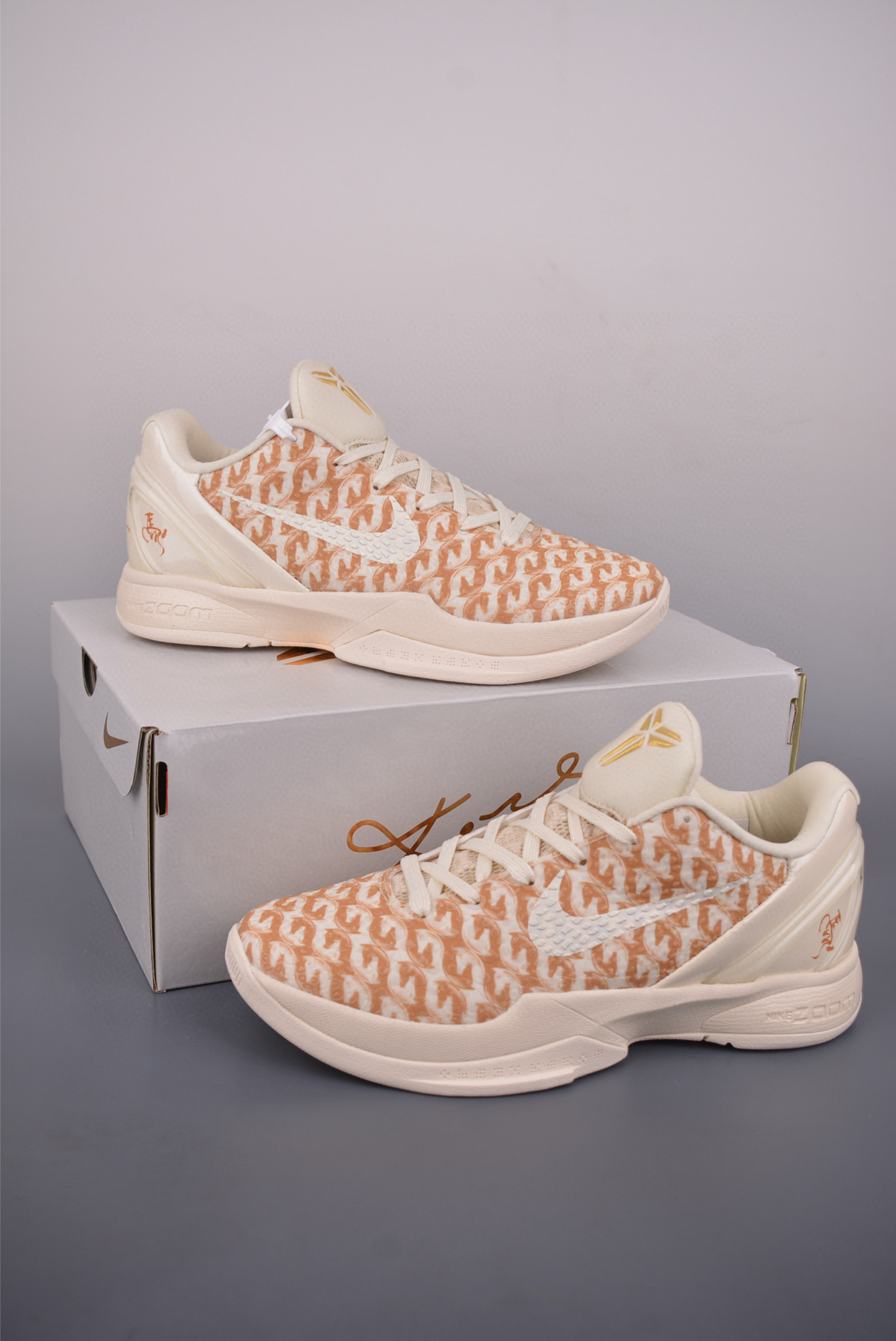 360 Nike Zoom Kobe VI 马年限定 CNY新年款 科比6代 低帮复刻实战运动低帮文化篮球鞋 CW2190-030-Chinese UA Cheap High Quatity Brand Clothes Bags handbags Sneakers wholesale wholesaler seller from China Factory suppliers Fashion Clothing Shoes best Quality Beautiful Price 360 Nike Zoom Kobe VI 马年限定 CNY新年款 科比6代 低帮复刻实战运动低帮文化篮球鞋 CW2190-030