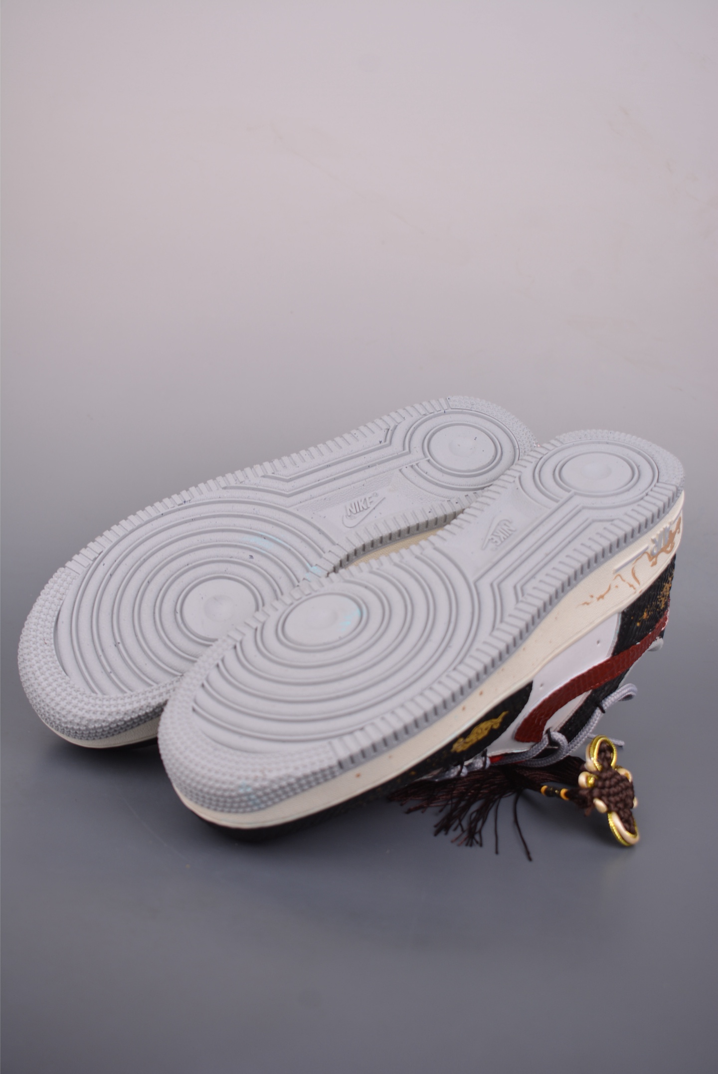 260 Nike Air Force 1 Low 马年限定 解构绑带 DX2687-111-Chinese UA Cheap High Quatity Brand Clothes Bags handbags Sneakers wholesale wholesaler seller from China Factory suppliers Fashion Clothing Shoes best Quality Beautiful Price 260 Nike Air Force 1 Low 马年限定 解构绑带 DX2687-111