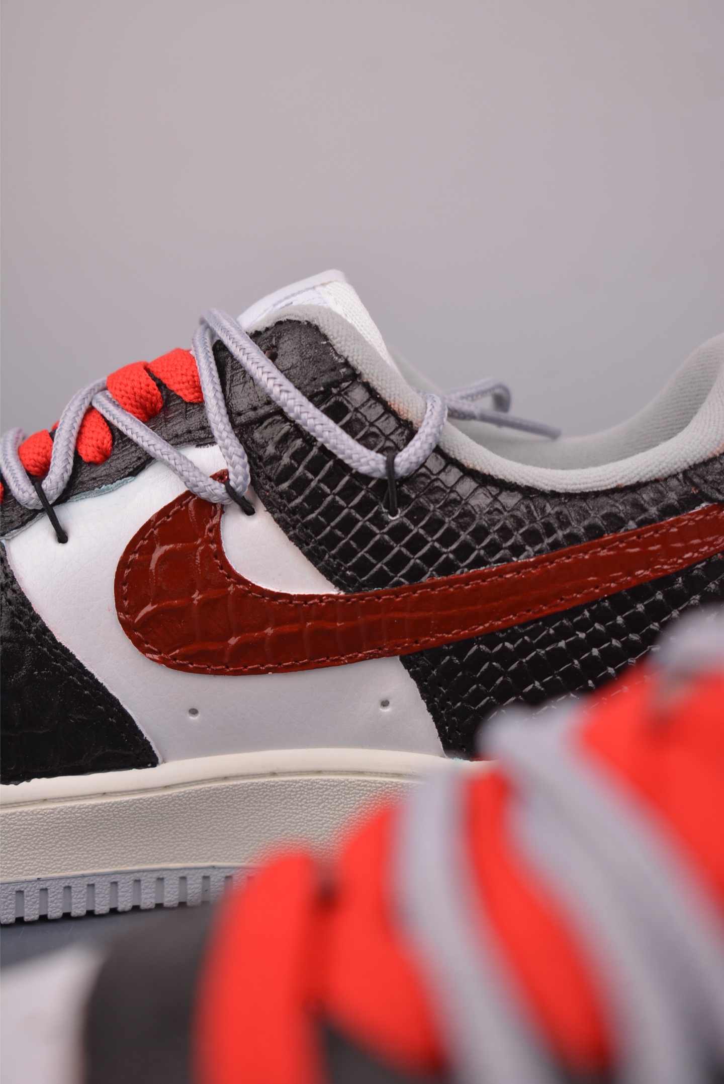260 Nike Air Force 1 Low 马年限定 解构绑带 DX2687-111-Chinese UA Cheap High Quatity Brand Clothes Bags handbags Sneakers wholesale wholesaler seller from China Factory suppliers Fashion Clothing Shoes best Quality Beautiful Price 260 Nike Air Force 1 Low 马年限定 解构绑带 DX2687-111