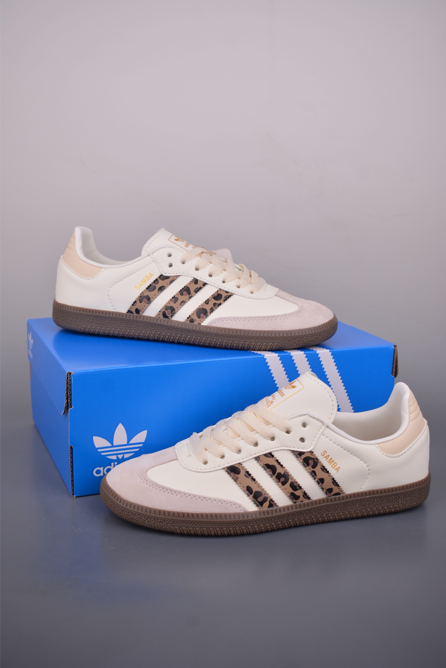 Adidas三叶草SAMBA 休闲板鞋 JQ5874
