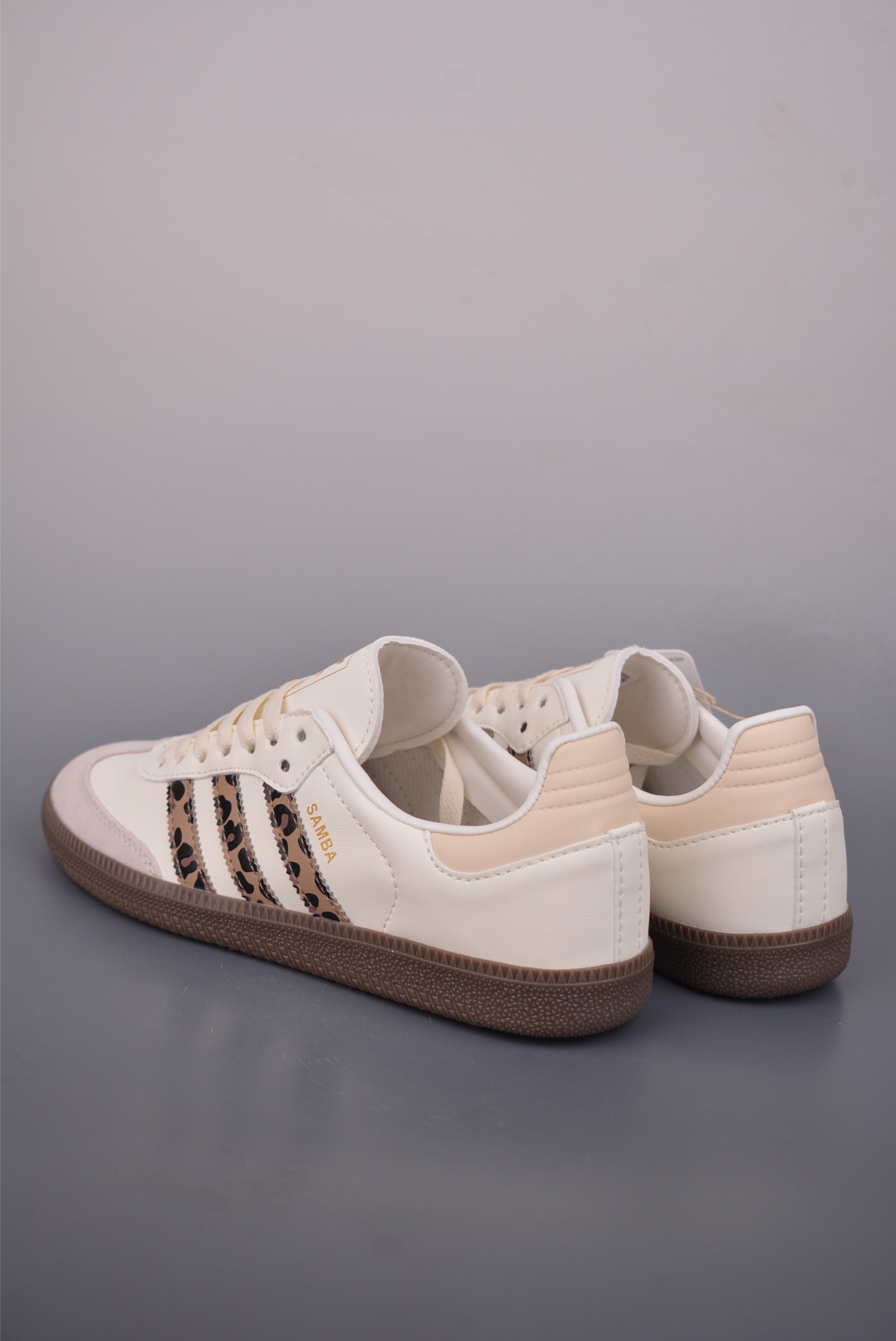 Adidas三叶草SAMBA 休闲板鞋 JQ5874
