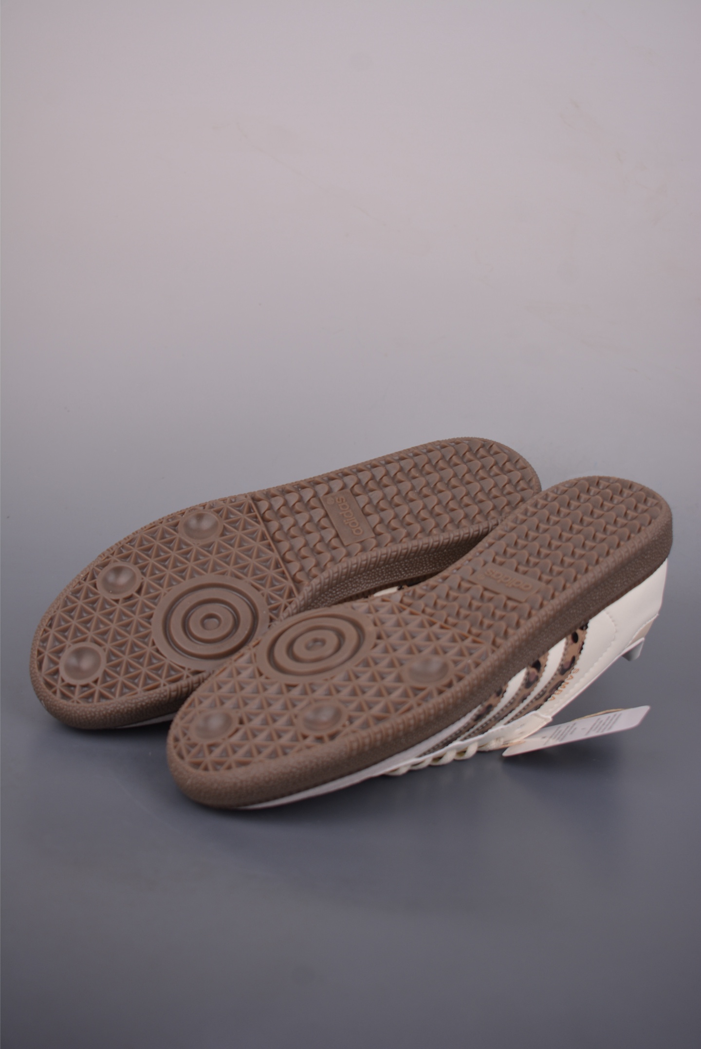 Adidas三叶草SAMBA 休闲板鞋 JQ5874