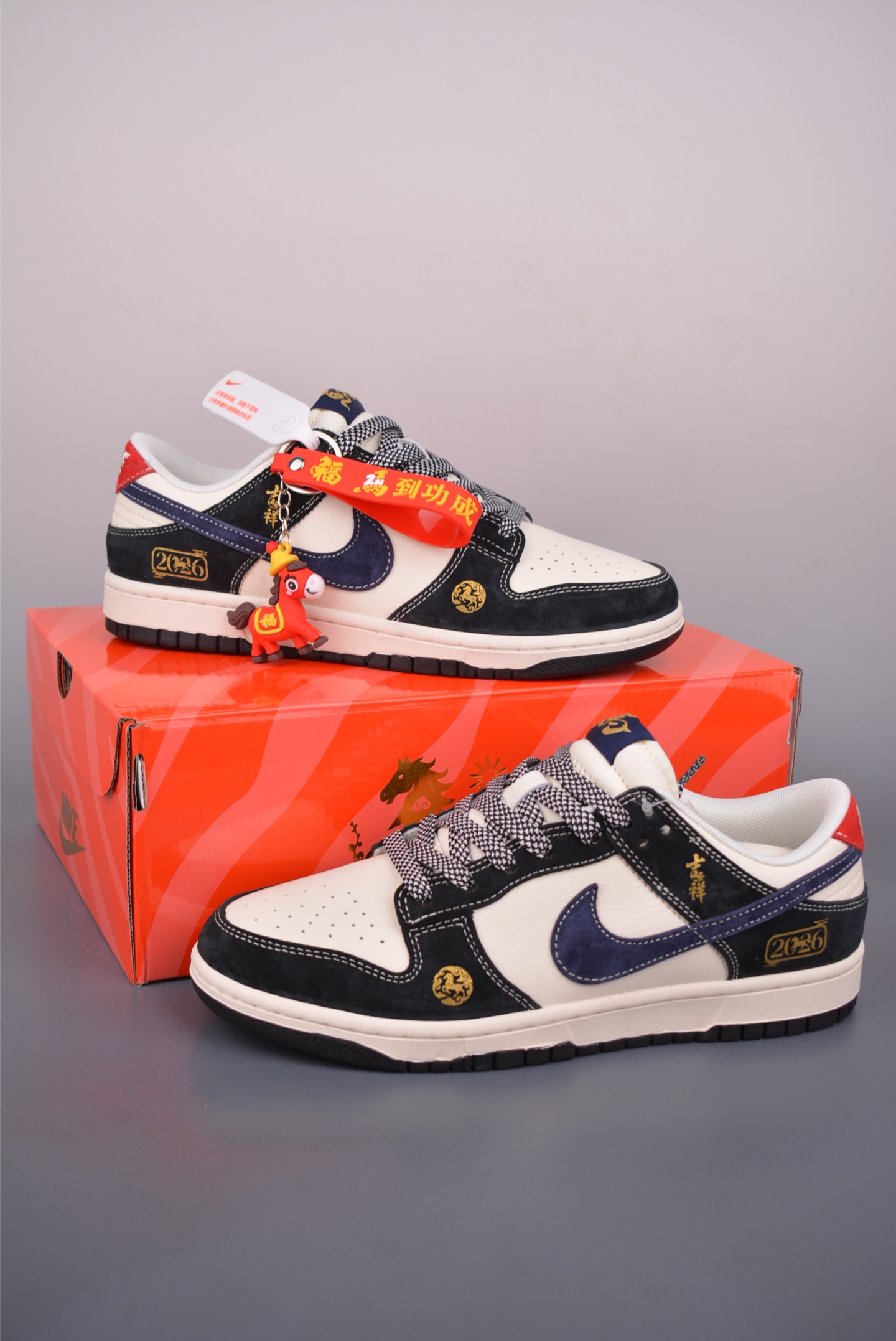 Nike SB Dunk Low 马年限定 JJ2508-Top High Quatity Cheap Sneakers Fashion Clothing Clothes Bags handbags Shoes of all Brand wholesale With The best Quality And Beautiful Price from China Factory Chinese suppliers wholesaler seller Nike SB Dunk Low 马年限定 JJ2508