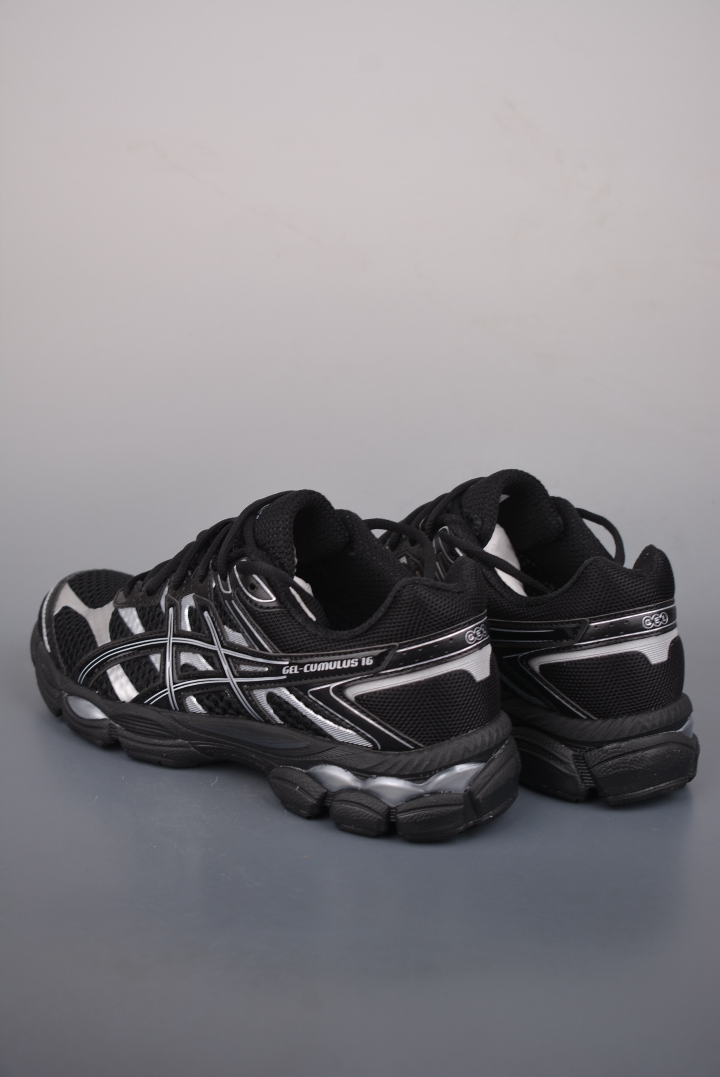 200 Asics Gel-CUMULUS 16 亚瑟士运动休闲透气专业跑鞋 1203A733-002-Chinese UA Cheap High Quatity Brand Clothes Bags handbags Sneakers wholesale wholesaler seller from China Factory suppliers Fashion Clothing Shoes best Quality Beautiful Price 200 Asics Gel-CUMULUS 16 亚瑟士运动休闲透气专业跑鞋 1203A733-002