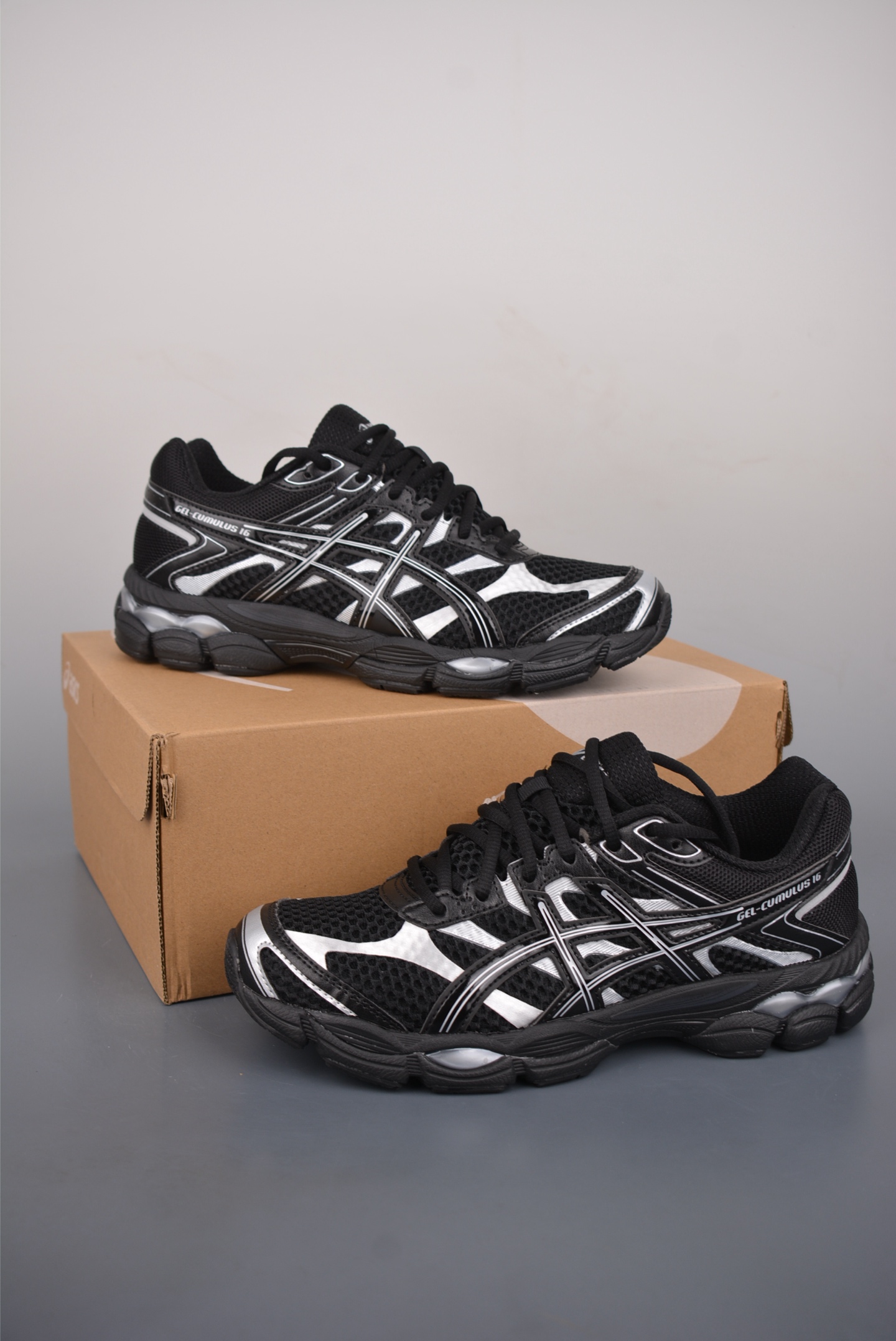 200 Asics Gel-CUMULUS 16 亚瑟士运动休闲透气专业跑鞋 1203A733-002-Chinese UA Cheap High Quatity Brand Clothes Bags handbags Sneakers wholesale wholesaler seller from China Factory suppliers Fashion Clothing Shoes best Quality Beautiful Price 200 Asics Gel-CUMULUS 16 亚瑟士运动休闲透气专业跑鞋 1203A733-002