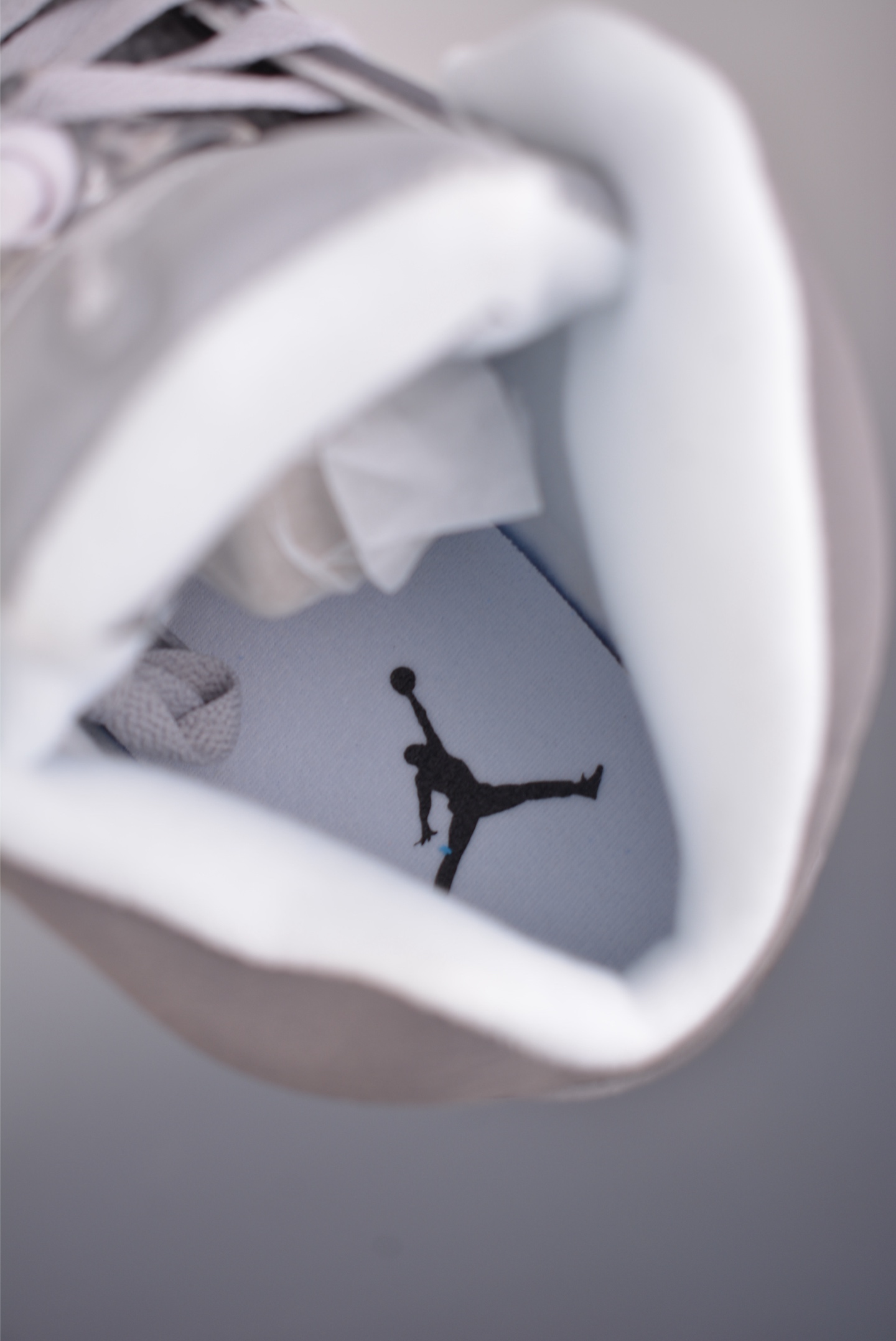 280 Air Jordan 5 retro 高邦 DD0587-002-Chinese UA Cheap High Quatity Brand Clothes Bags handbags Sneakers wholesale wholesaler seller from China Factory suppliers Fashion Clothing Shoes best Quality Beautiful Price 280 Air Jordan 5 retro 高邦 DD0587-002