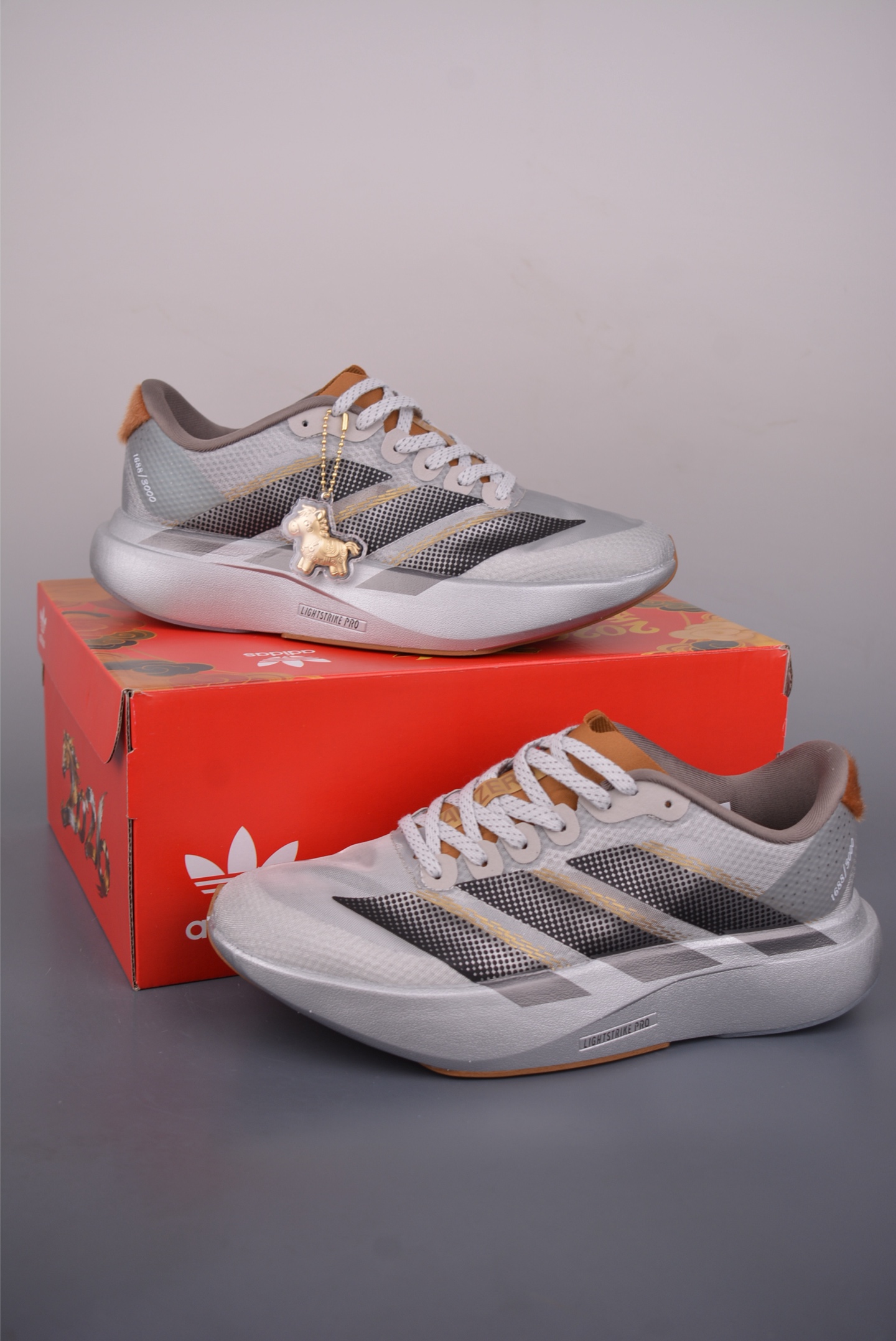 180 Adidas Adizero Evo SL M 阿迪超轻透气缓震跑鞋 KK4310
