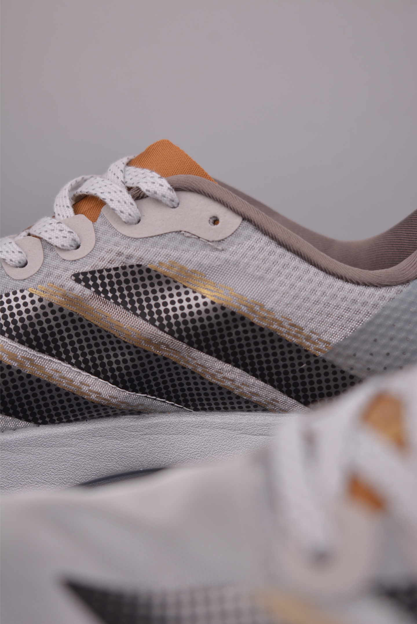 180 Adidas Adizero Evo SL M 阿迪超轻透气缓震跑鞋 KK4310