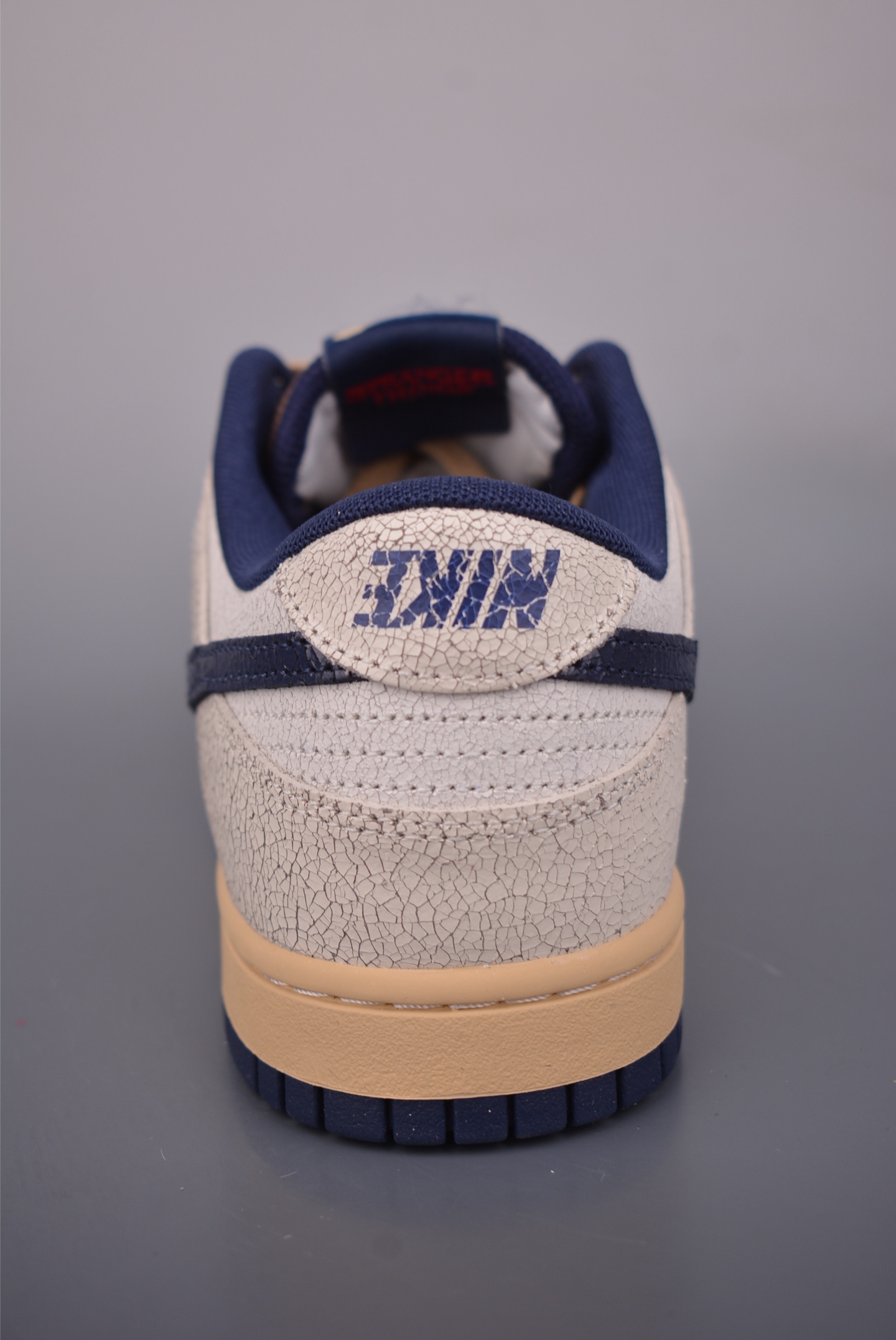 200 NIKE SB Dunk Low IH6766-001-Chinese UA Cheap High Quatity Brand Clothes Bags handbags Sneakers wholesale wholesaler seller from China Factory suppliers Fashion Clothing Shoes best Quality Beautiful Price 200 NIKE SB Dunk Low IH6766-001