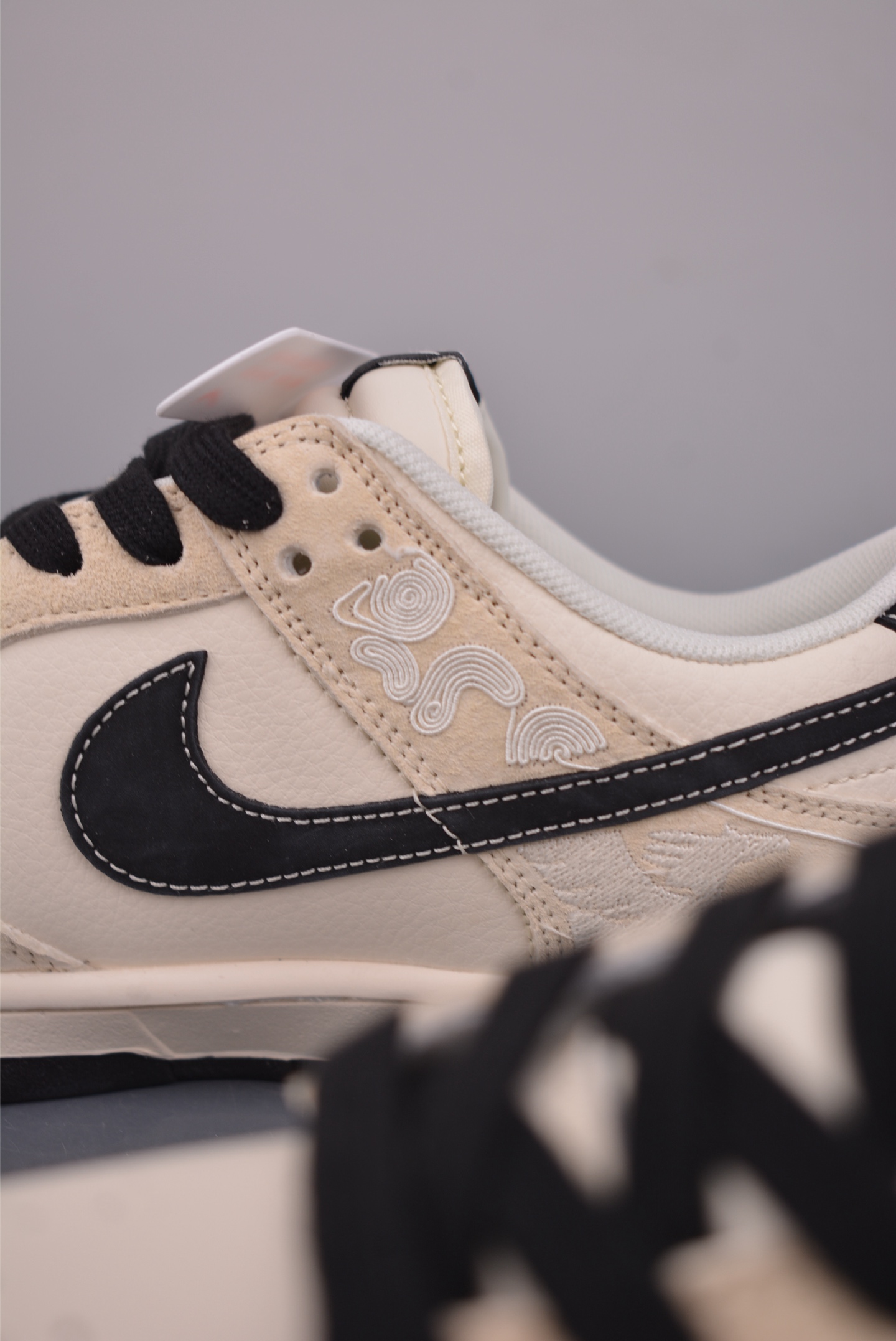 280 Nike SB Dunk Low 马年限定 ZH2598-802-Chinese UA Cheap High Quatity Brand Clothes Bags handbags Sneakers wholesale wholesaler seller from China Factory suppliers Fashion Clothing Shoes best Quality Beautiful Price 280 Nike SB Dunk Low 马年限定 ZH2598-802