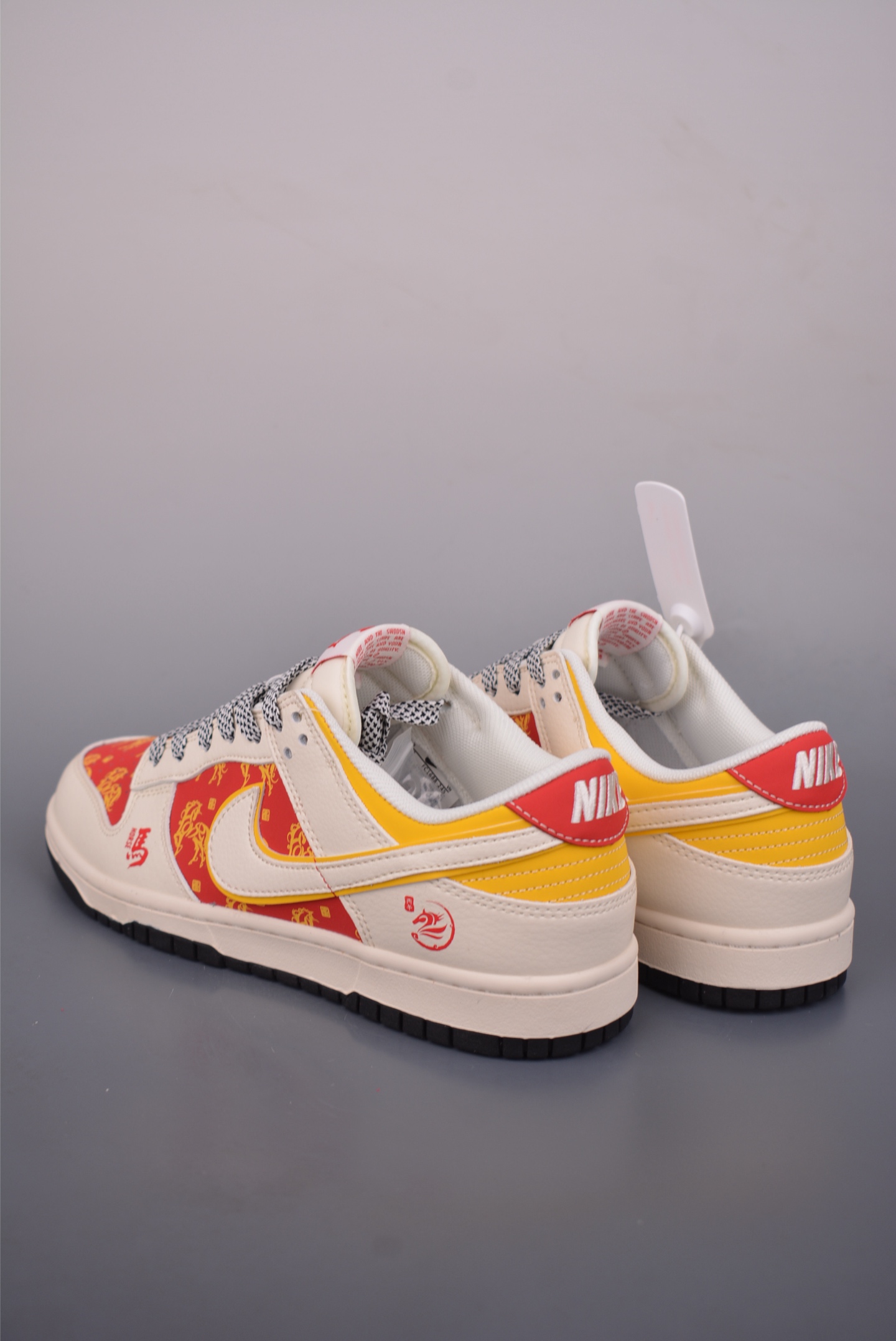 280 Nike SB Dunk Low 马年限定 FC1688-245
