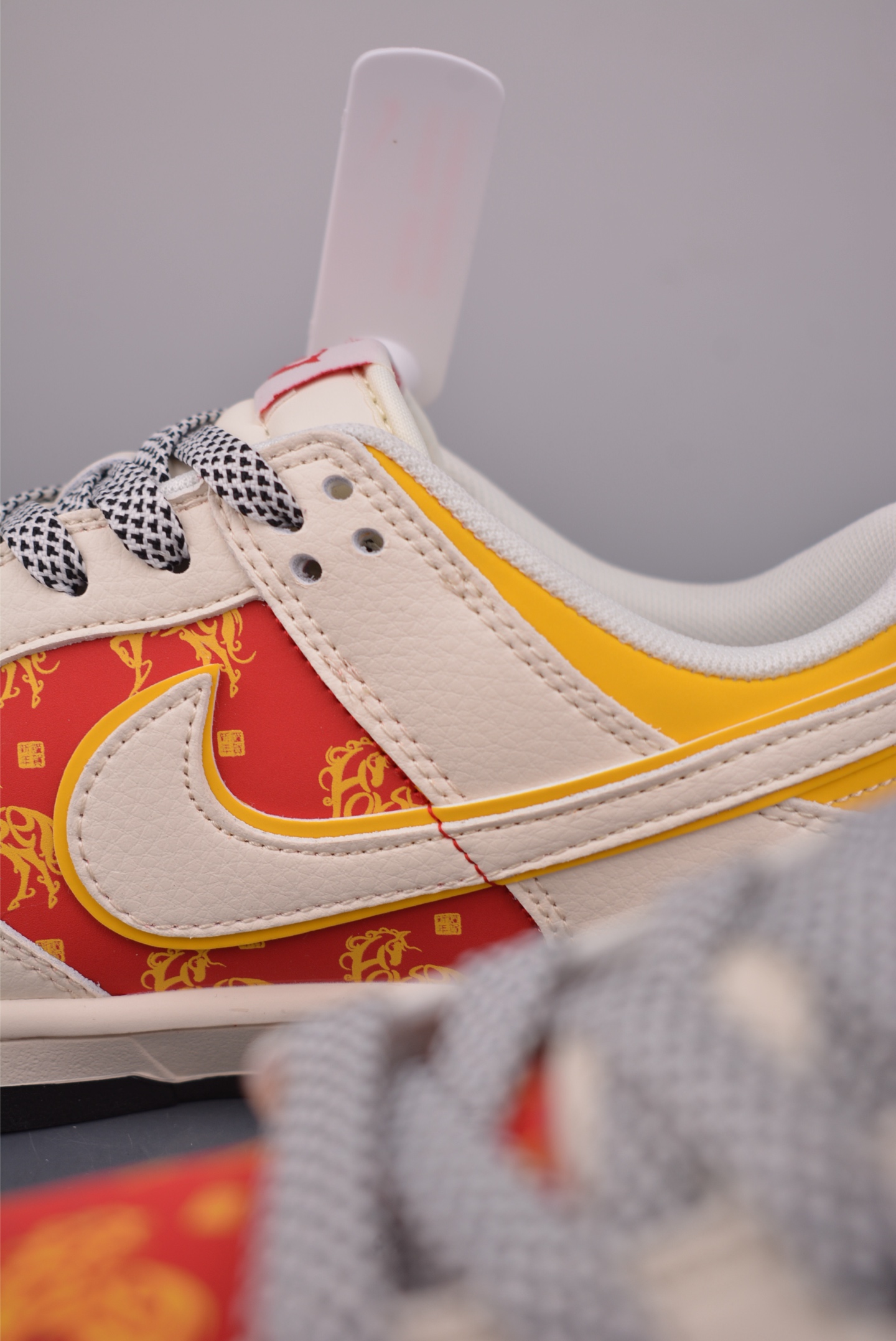 280 Nike SB Dunk Low 马年限定 FC1688-245