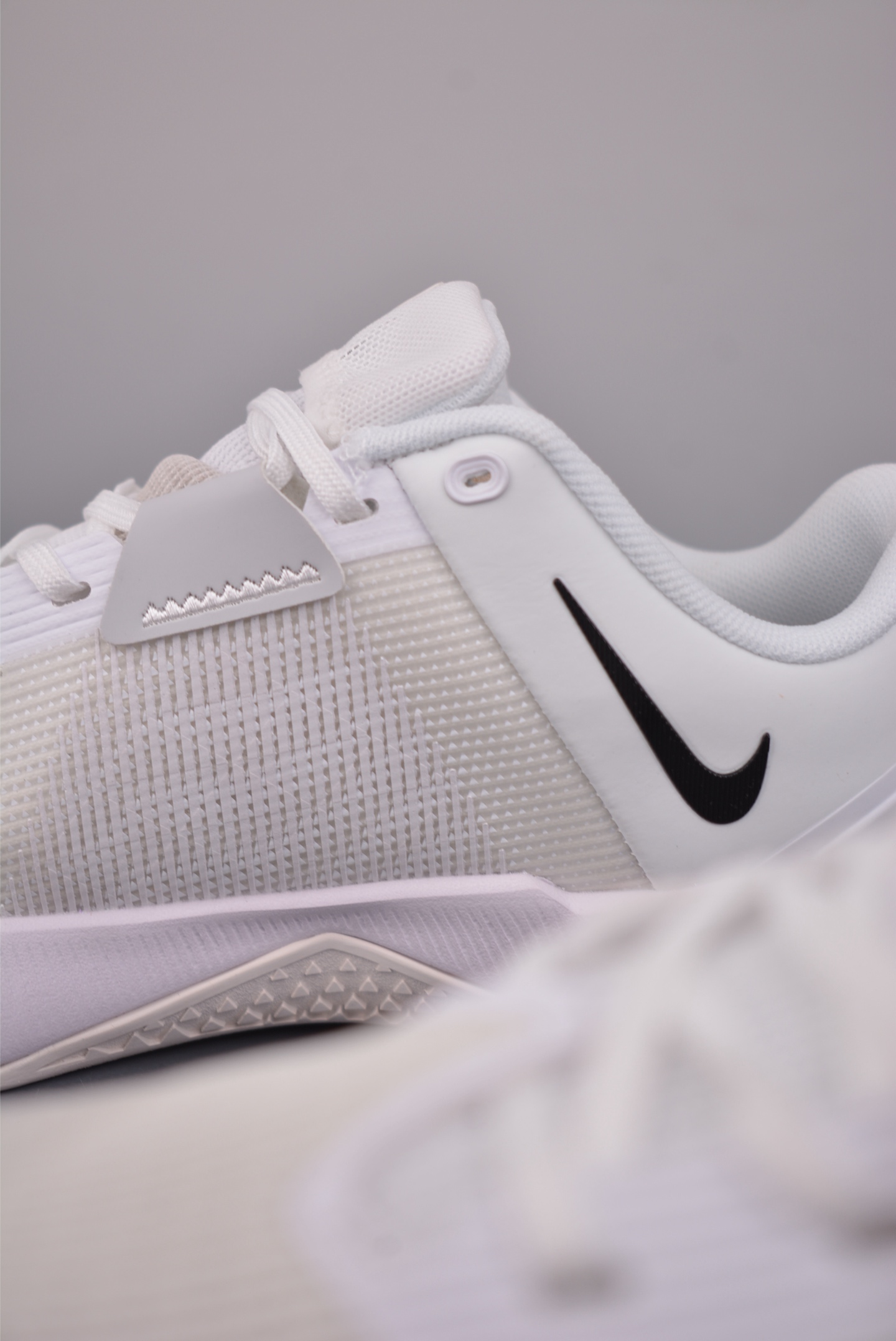 NIKE METCON 10男子透气轻便训练鞋 冬季健身缓震运动 HJ1875-100-Top High Quatity Cheap Sneakers Fashion Clothing Clothes Bags handbags Shoes of all Brand wholesale With The best Quality And Beautiful Price from China Factory Chinese suppliers wholesaler seller NIKE METCON 10男子透气轻便训练鞋 冬季健身缓震运动 HJ1875-100