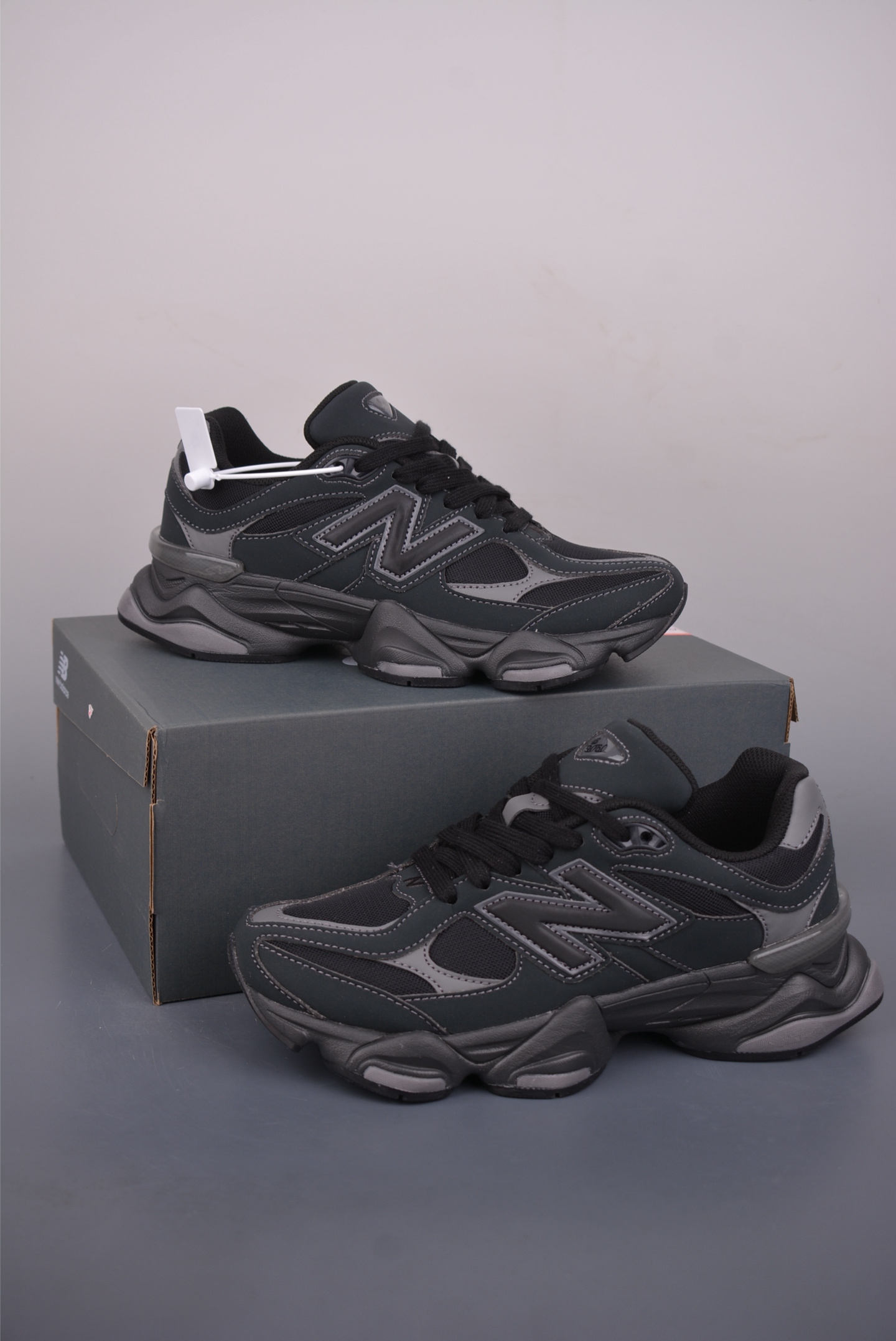 Joe Freshgoods x New Balance 渠道 NB9060 联名款 复古休闲运动慢跑鞋 U906079E Joe Freshgoods x New Balance 渠道 NB9060 联名款 复古休闲运动慢跑鞋 U906079E