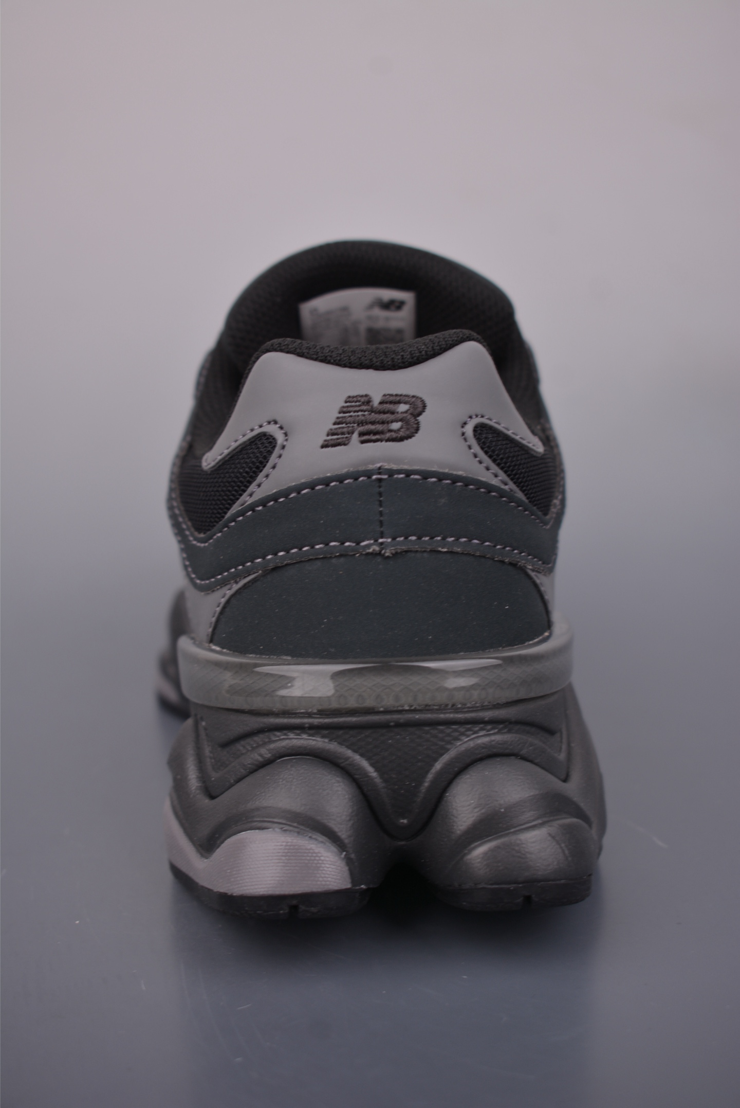 Joe Freshgoods x New Balance 渠道 NB9060 联名款 复古休闲运动慢跑鞋 U906079E Joe Freshgoods x New Balance 渠道 NB9060 联名款 复古休闲运动慢跑鞋 U906079E