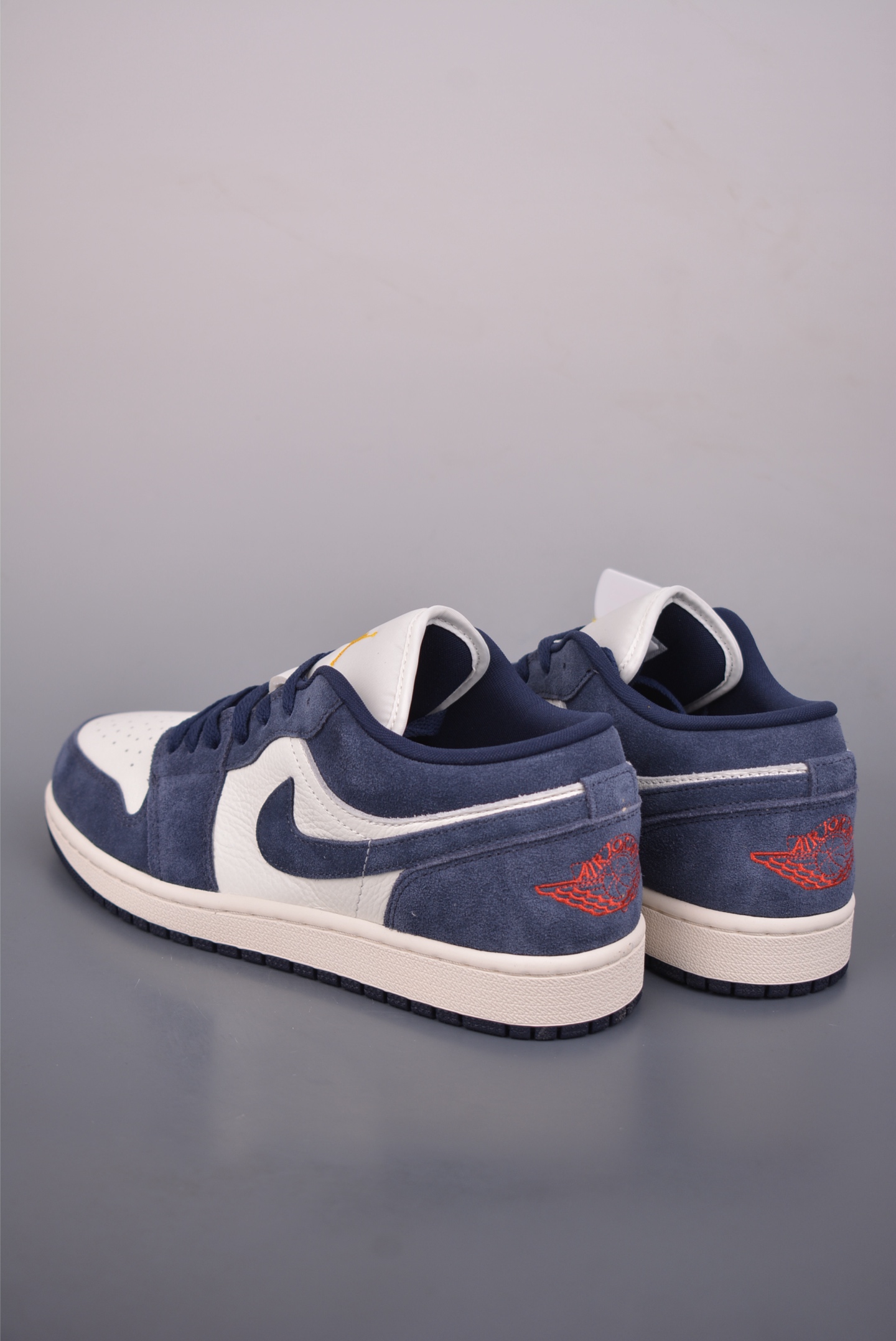 Air Jordan 1 Low 白蓝 AJ1乔1低帮休闲板鞋 IO7448-400