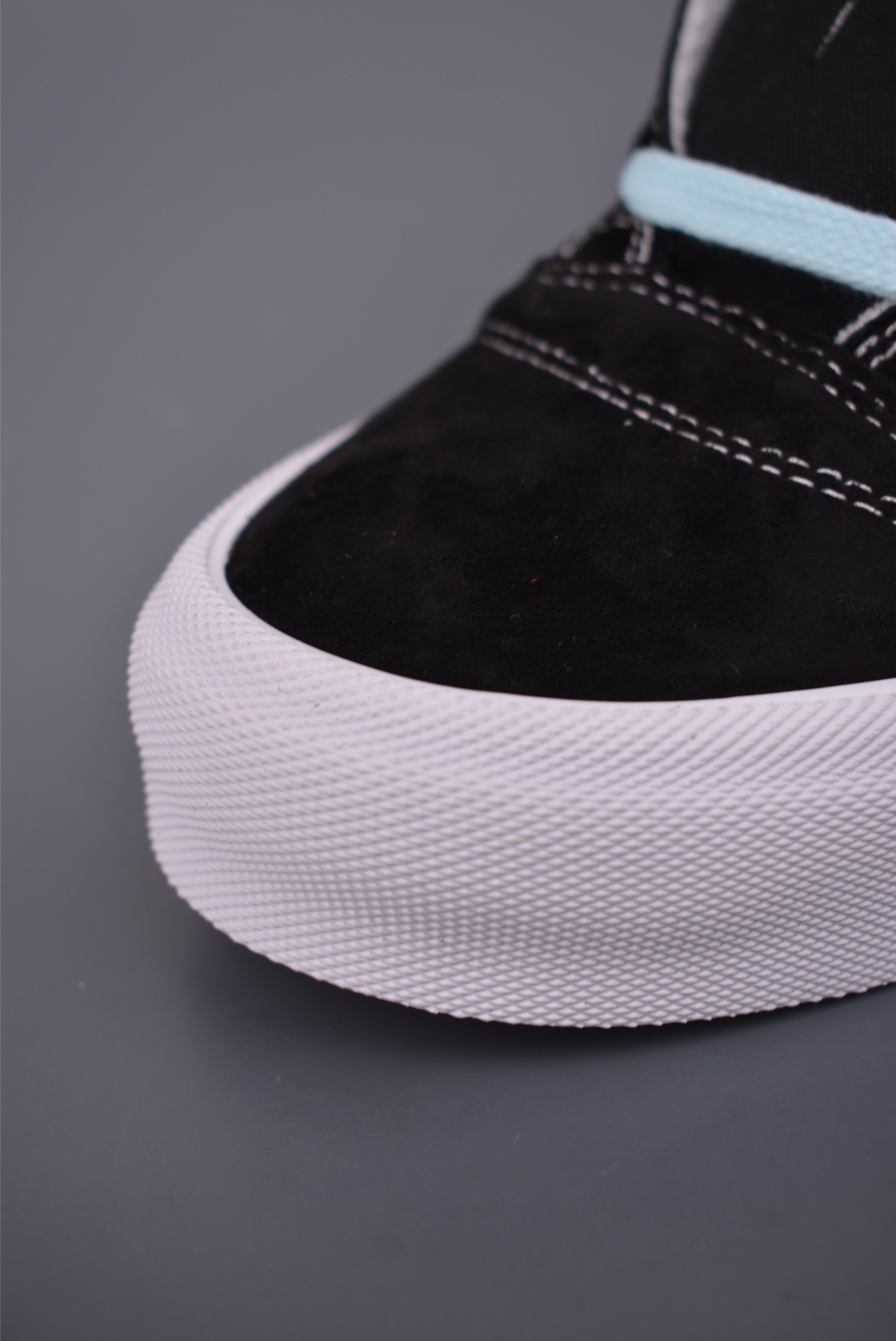 140 Vans Knu Skool 2026新款 复古休闲胖胖面包鞋 VN000D22EMB-Chinese UA Cheap High Quatity Brand Clothes Bags handbags Sneakers wholesale wholesaler seller from China Factory suppliers Fashion Clothing Shoes best Quality Beautiful Price 140 Vans Knu Skool 2026新款 复古休闲胖胖面包鞋 VN000D22EMB