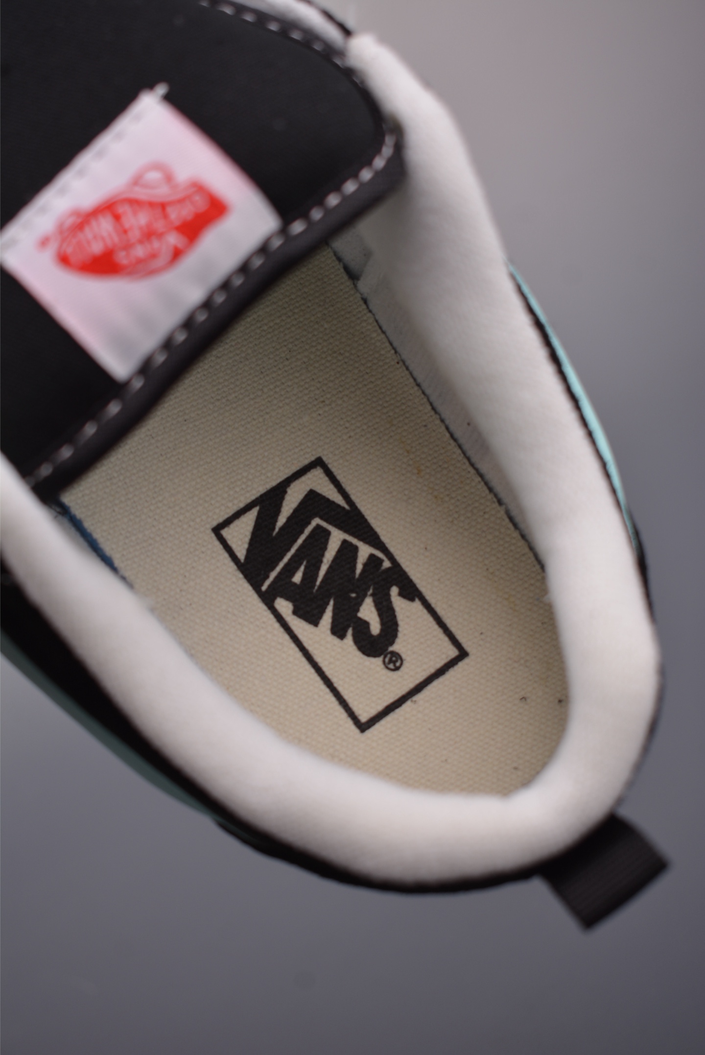 140 Vans Knu Skool 2026新款 复古休闲胖胖面包鞋 VN000D22EMB-Chinese UA Cheap High Quatity Brand Clothes Bags handbags Sneakers wholesale wholesaler seller from China Factory suppliers Fashion Clothing Shoes best Quality Beautiful Price 140 Vans Knu Skool 2026新款 复古休闲胖胖面包鞋 VN000D22EMB