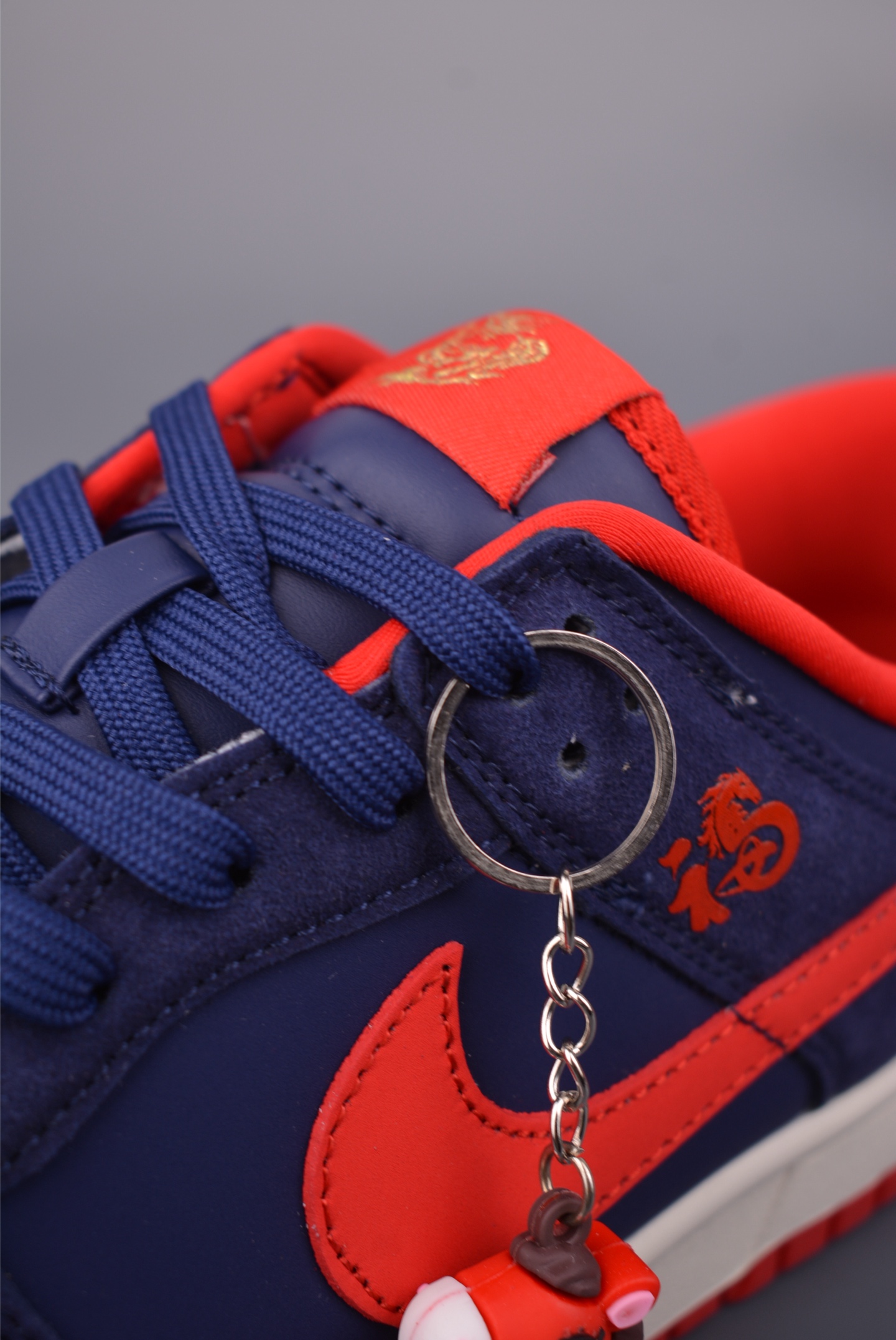 Nike SB Dunk Low Supreme联名 NH0601-487-Top High Quatity Cheap Sneakers Fashion Clothing Clothes Bags handbags Shoes of all Brand wholesale With The best Quality And Beautiful Price from China Factory Chinese suppliers wholesaler seller Nike SB Dunk Low Supreme联名 NH0601-487