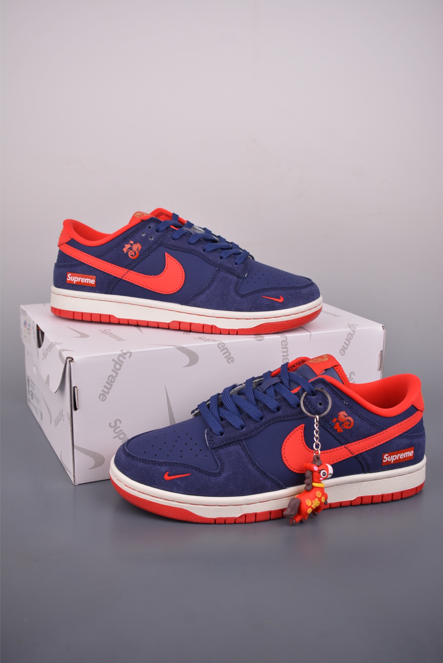 Nike SB Dunk Low Supreme联名 NH0601-487-Top High Quatity Cheap Sneakers Fashion Clothing Clothes Bags handbags Shoes of all Brand wholesale With The best Quality And Beautiful Price from China Factory Chinese suppliers wholesaler seller Nike SB Dunk Low Supreme联名 NH0601-487