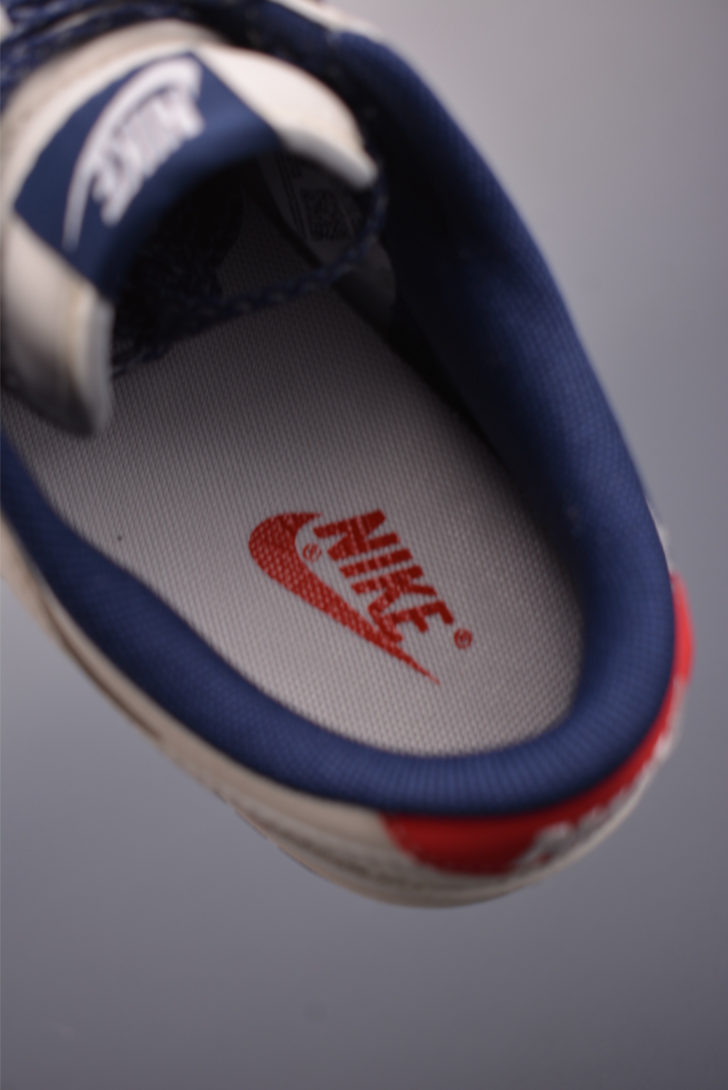Nike SB Dunk Low 马年限定 ZH2598-804-Top High Quatity Cheap Sneakers Fashion Clothing Clothes Bags handbags Shoes of all Brand wholesale With The best Quality And Beautiful Price from China Factory Chinese suppliers wholesaler seller Nike SB Dunk Low 马年限定 ZH2598-804