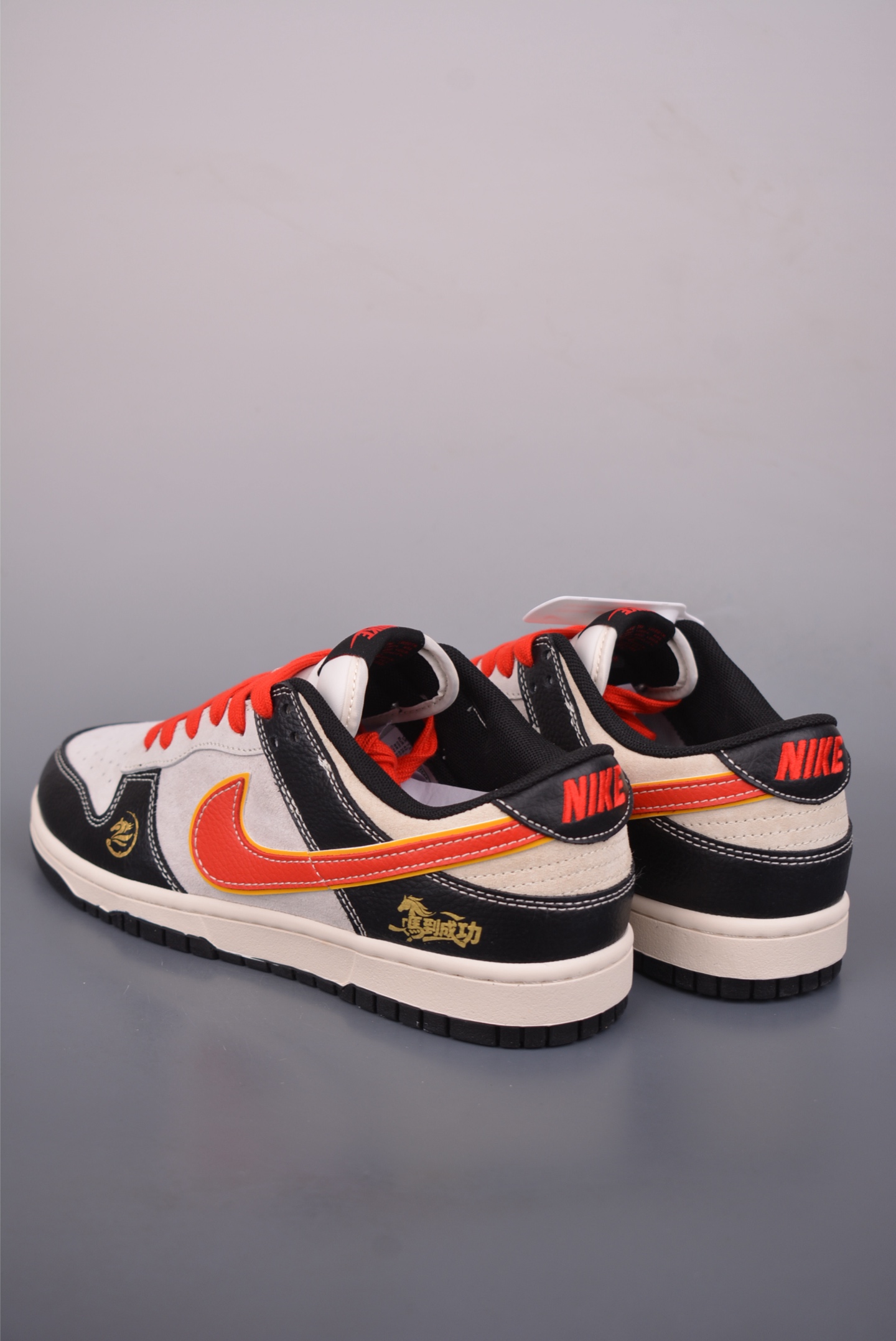 280 Nike SB Dunk Low 马年限定 ZH2598-801-Chinese UA Cheap High Quatity Brand Clothes Bags handbags Sneakers wholesale wholesaler seller from China Factory suppliers Fashion Clothing Shoes best Quality Beautiful Price 280 Nike SB Dunk Low 马年限定 ZH2598-801